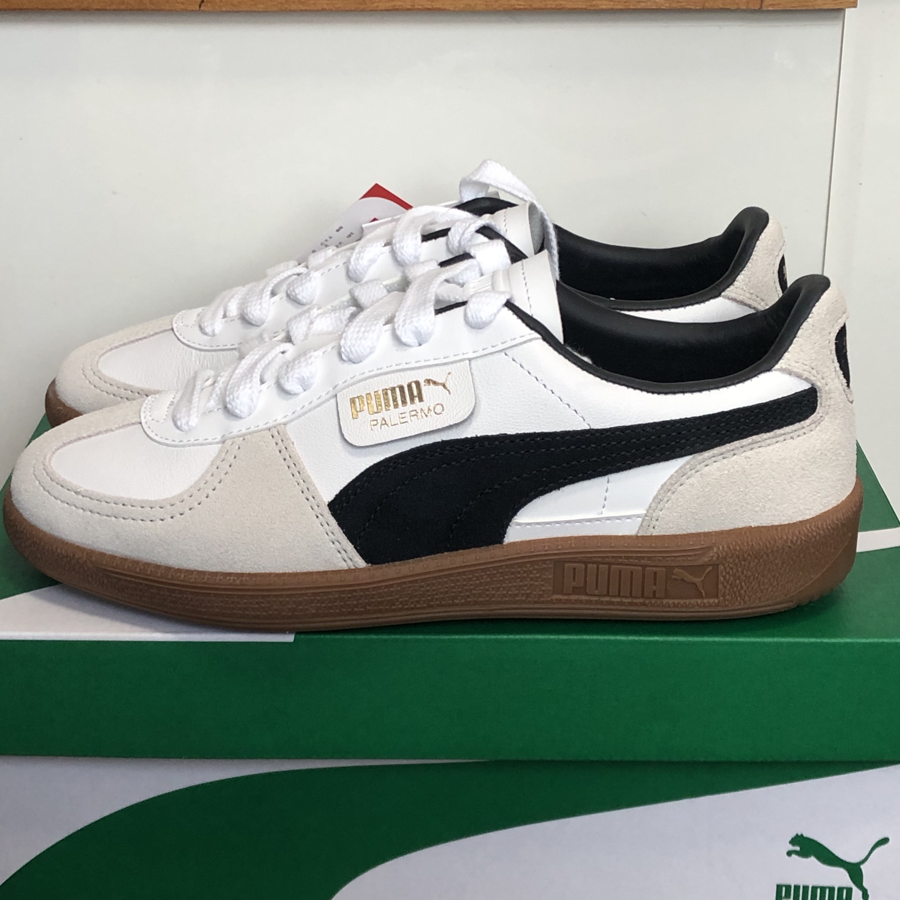 Puma Palermo Leather Puma White Vapor Gray 착용 스타일