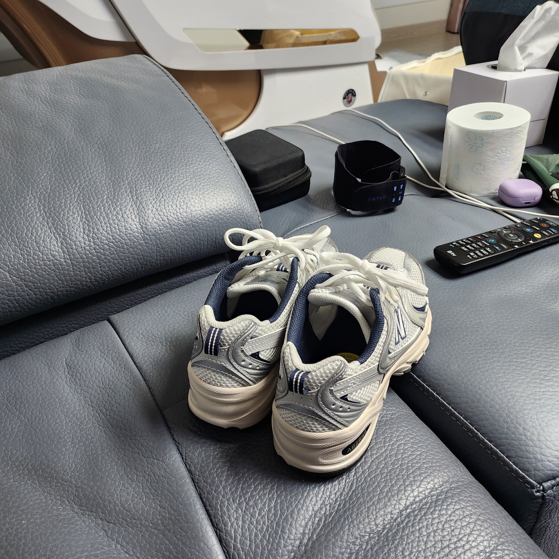 New Balance 530 Steel Grey 착용 스타일 - 5