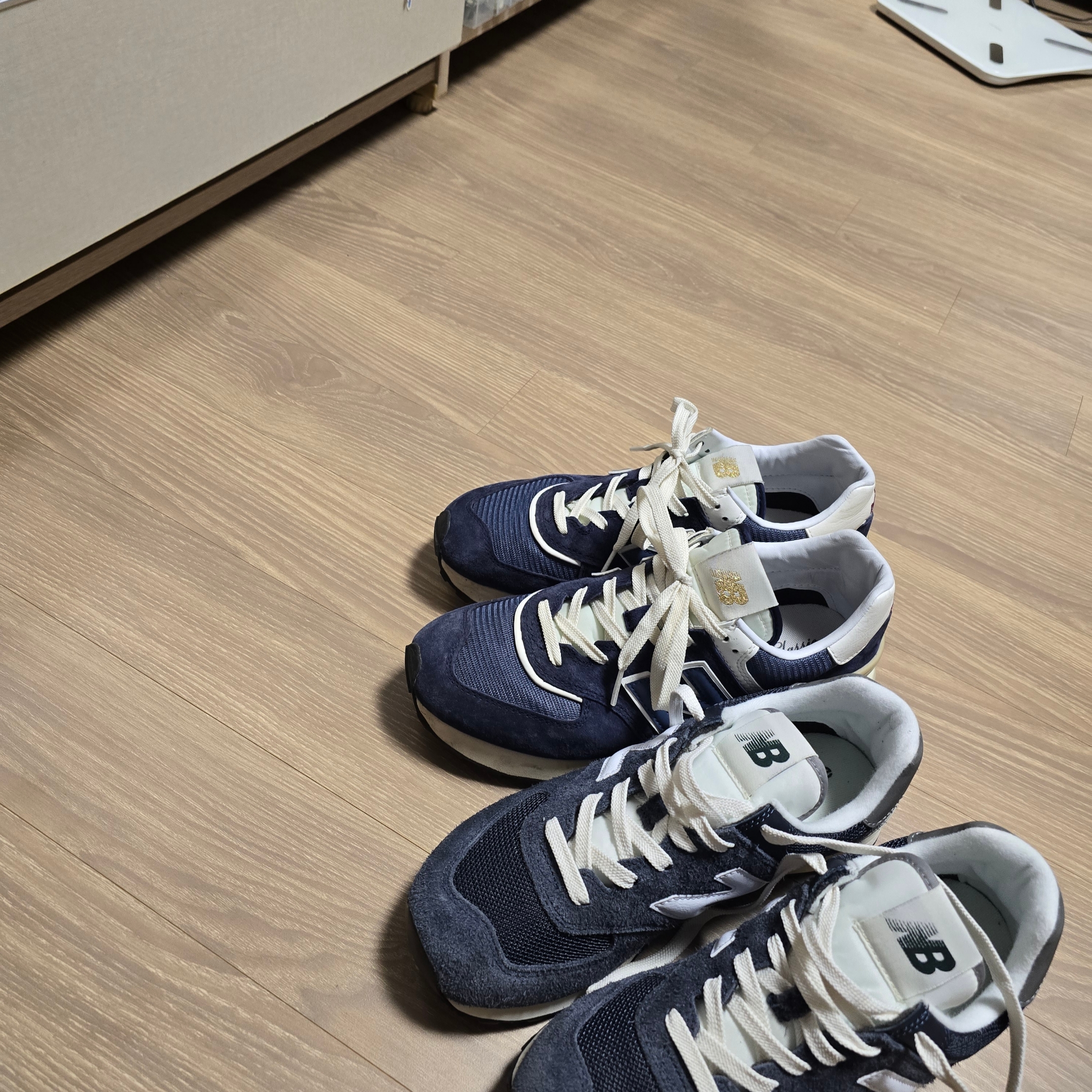 New Balance 574 Heritage Navy, New Balance 574 Legacy Navy 착용 스타일 - 3