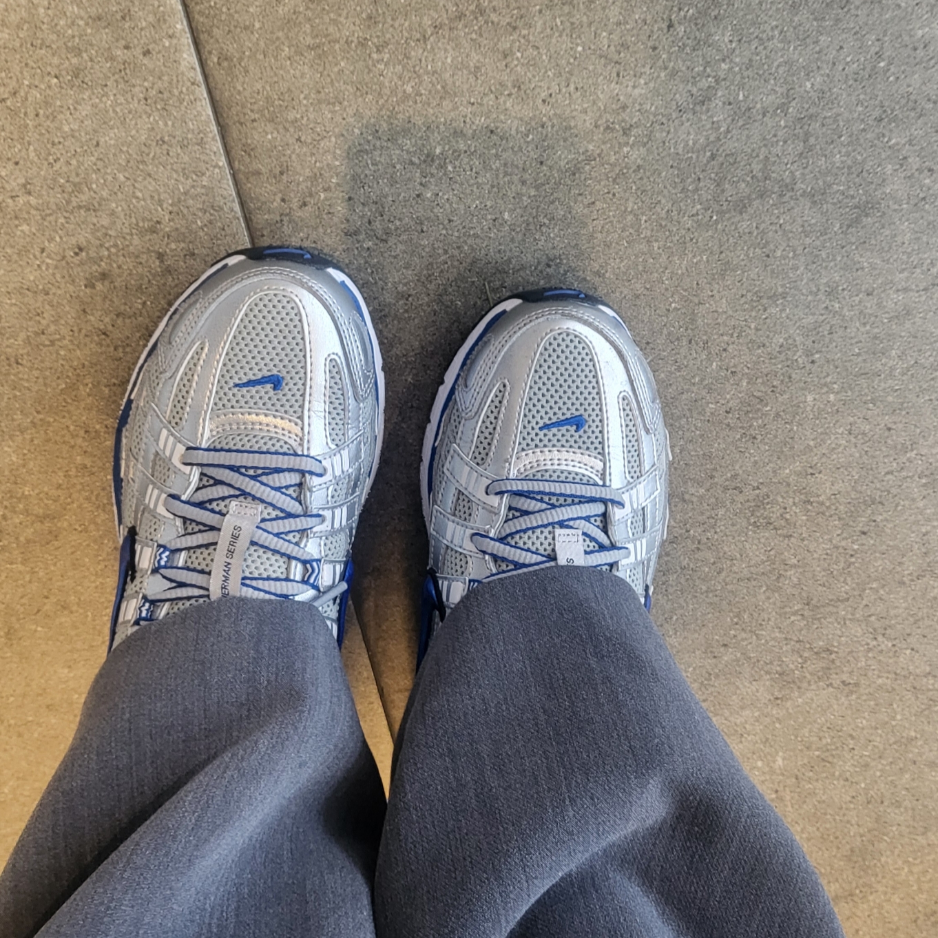 (W) Nike P-6000 Laser Blue 착용 스타일 - 1