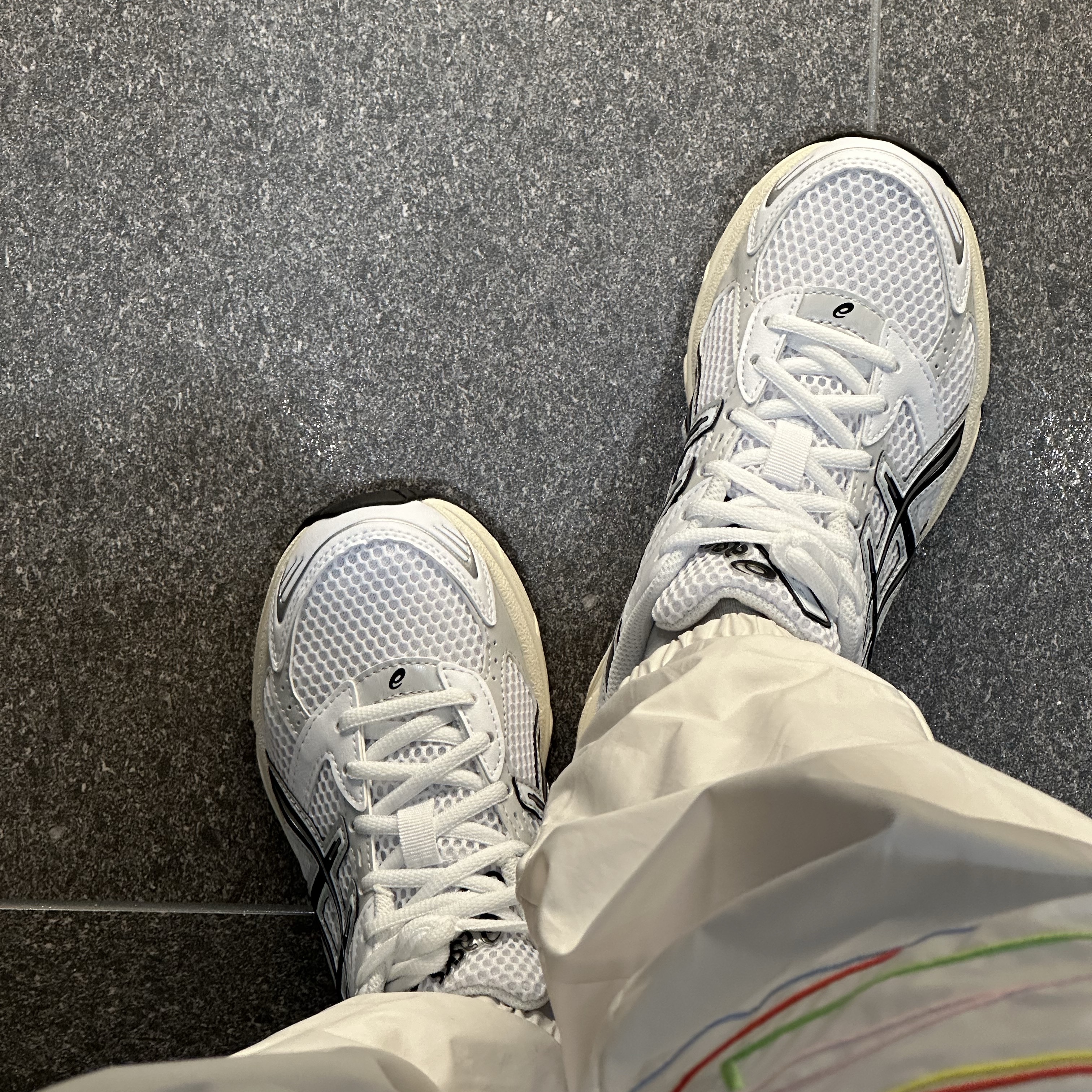 Asics Gel-1130 White Cloud Grey 착용 스타일