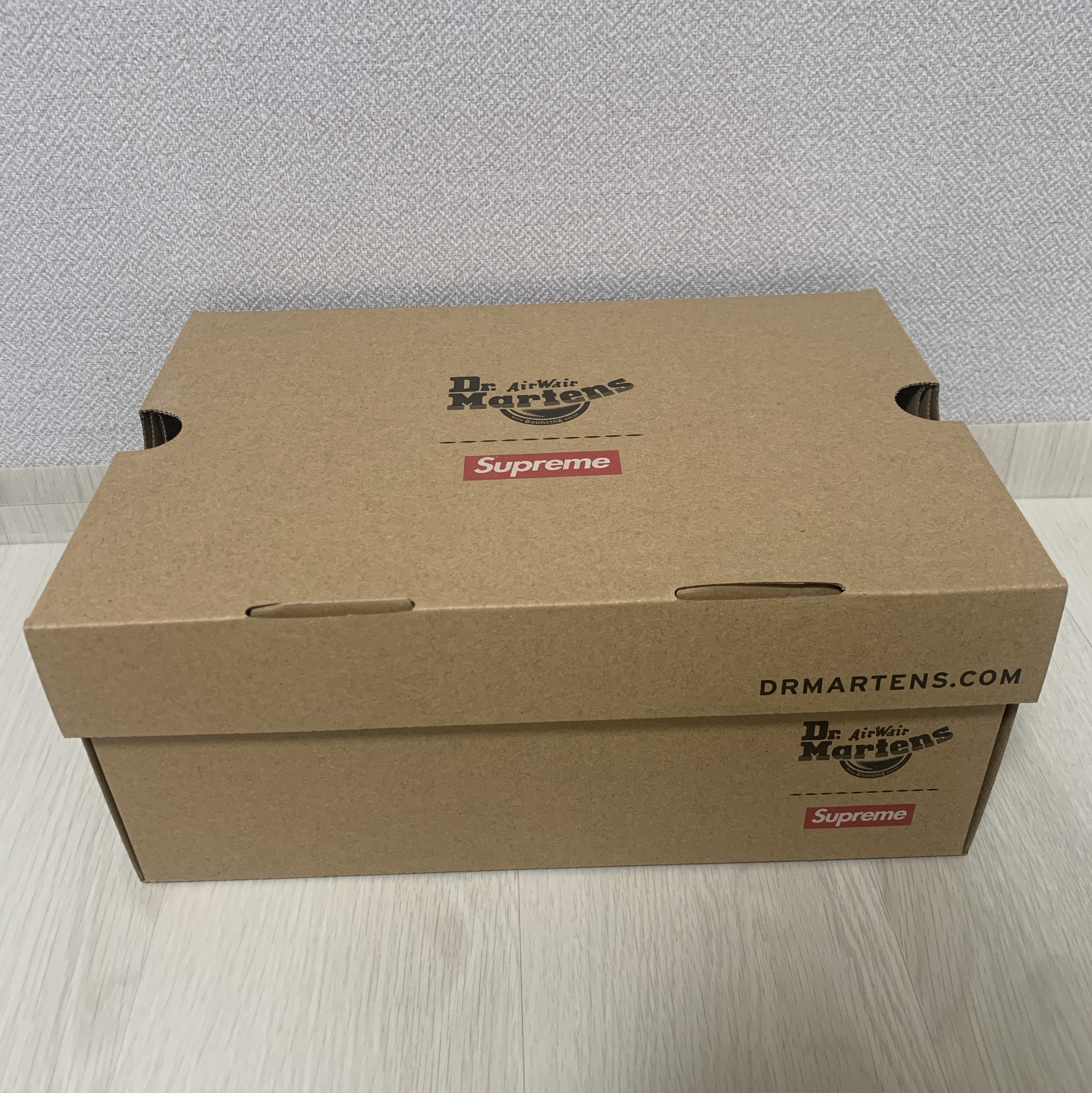 Dr. Martens x Supreme 1461 Multi 착용 스타일 - 1