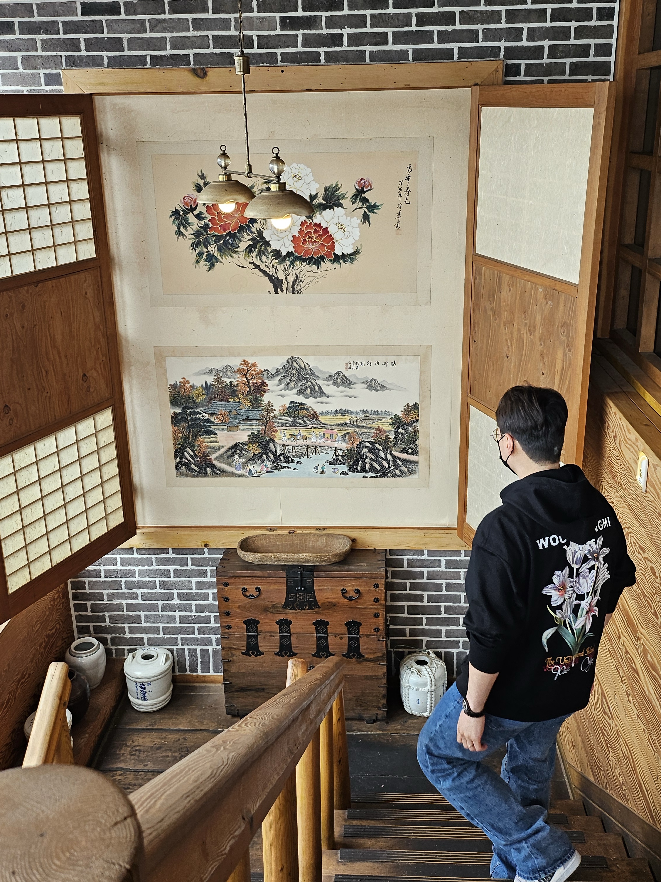 Wooyoungmi Flower Back Logo Hooded T-Shirt Black - 24SS, Wooyoungmi Tweed Blouson Jumper Navy - 23SS 착용 스타일 - 2