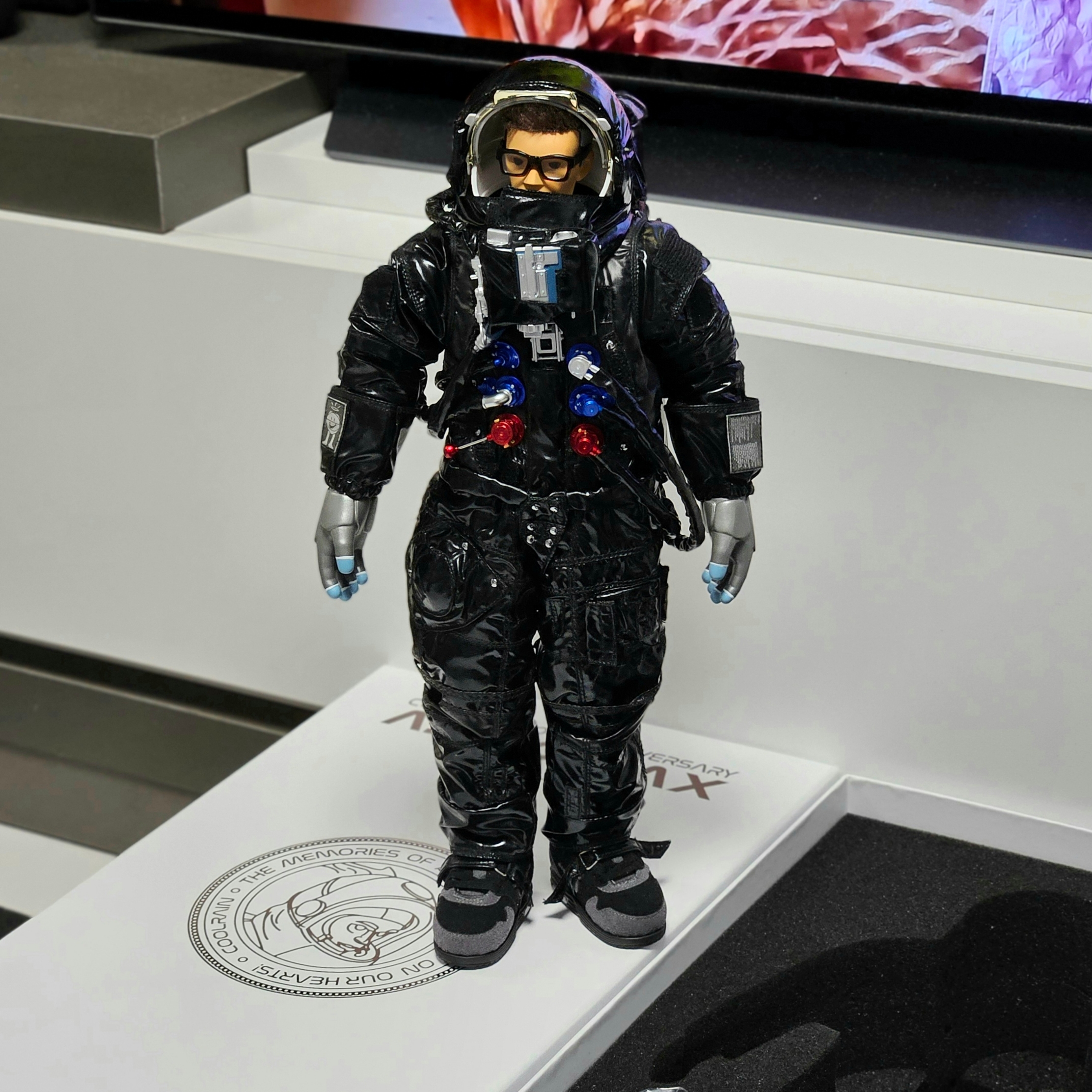Coolrain x Blitzway Astromax Black 착용 스타일 - 2