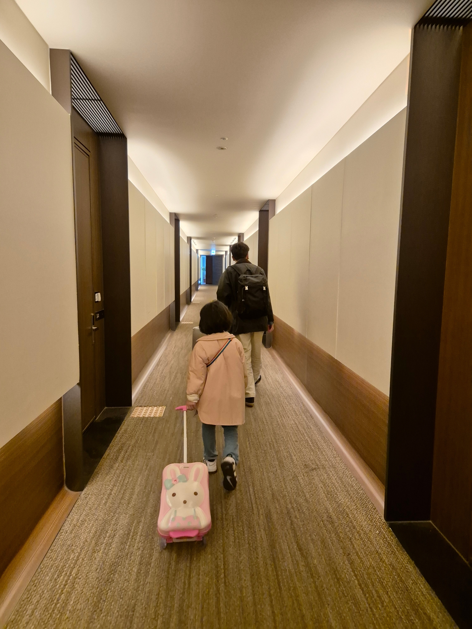 Barbour Beaufort Wax Jacket Sage, Maison Margiela Calfskin Replica Sneakers Nutmeg 착용 스타일 - 1