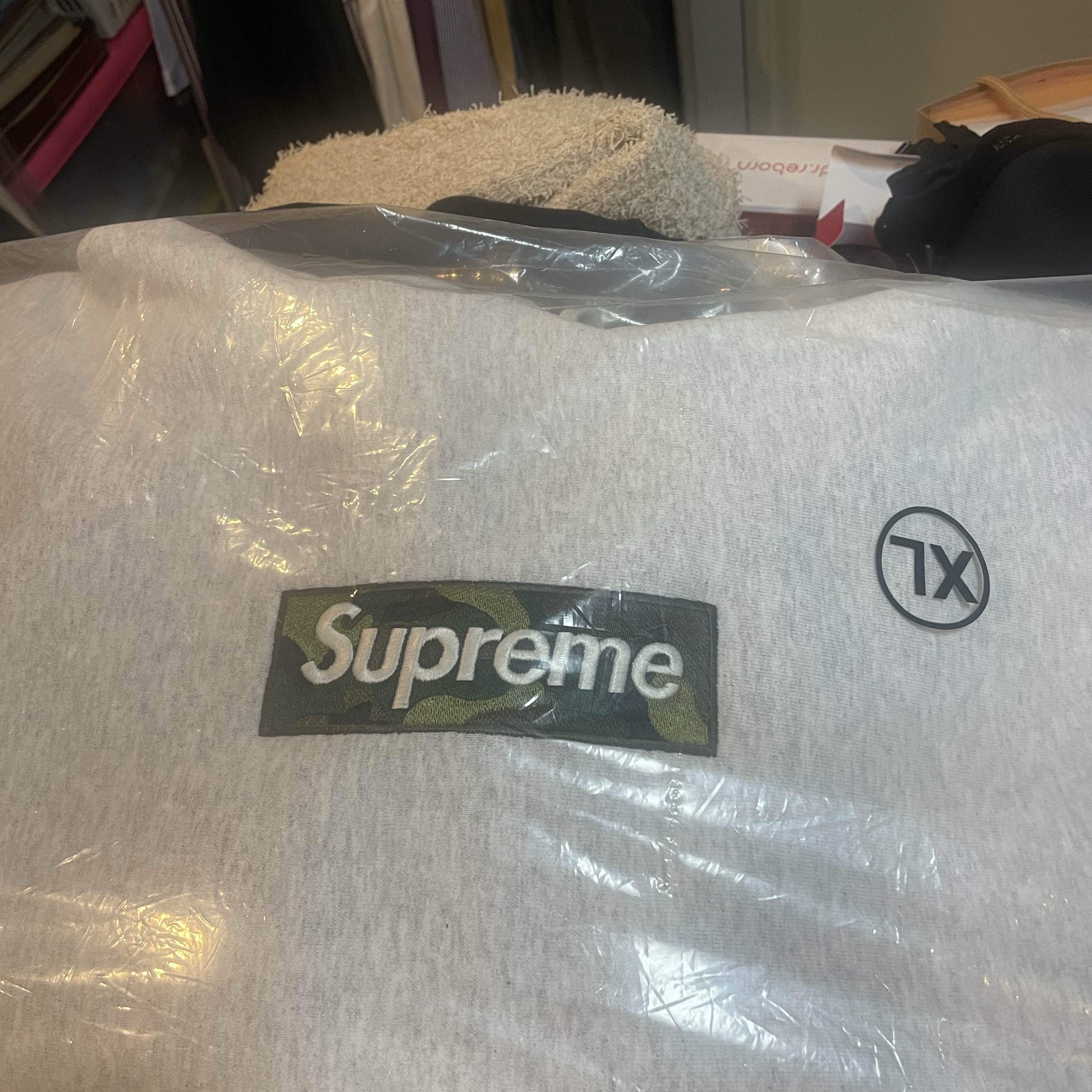Supreme Box Logo Hooded Sweatshirt Ash Grey - 23FW 착용 스타일