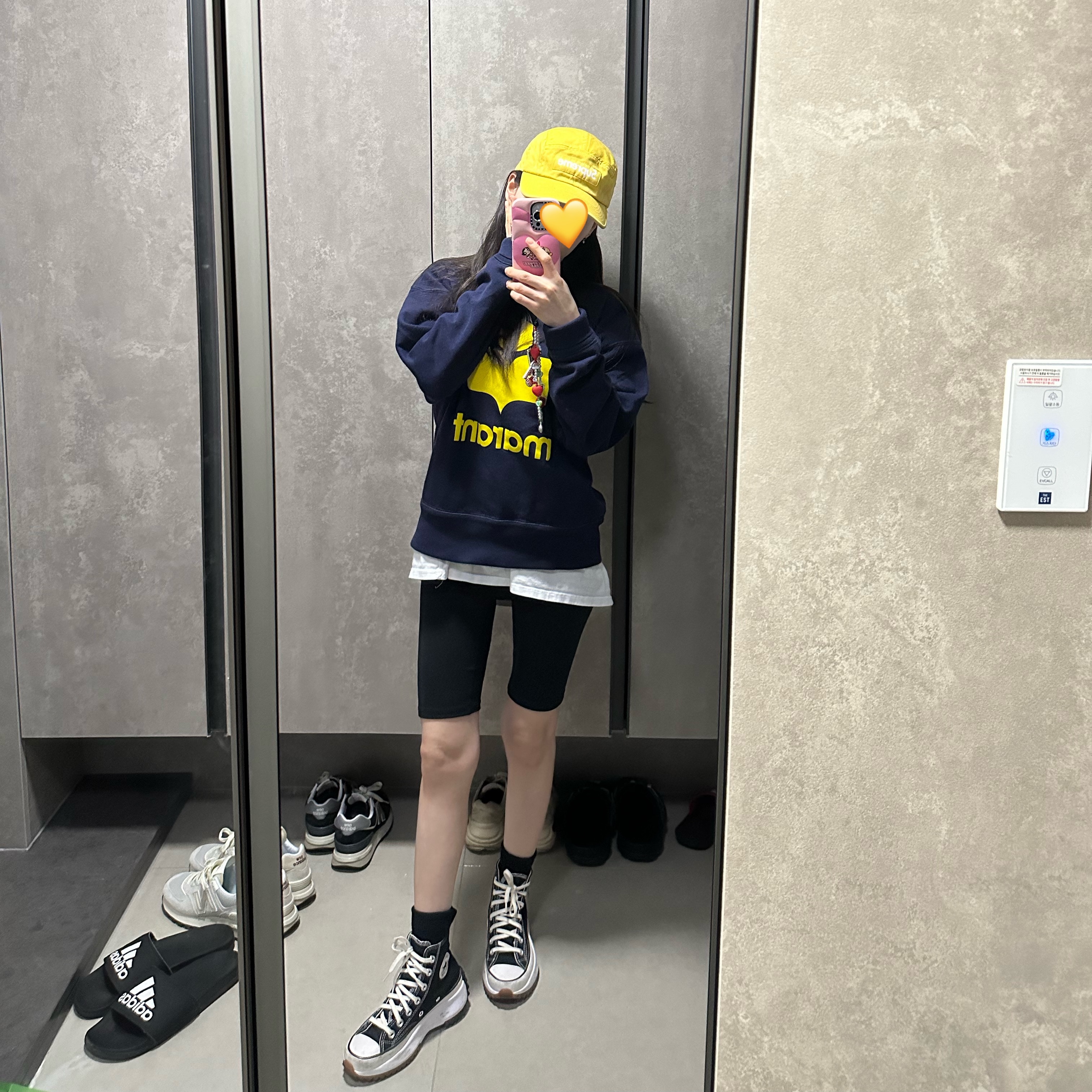 Supreme Washed Chino Twill Camp Cap Yellow - 23SS 착용 스타일 - 2