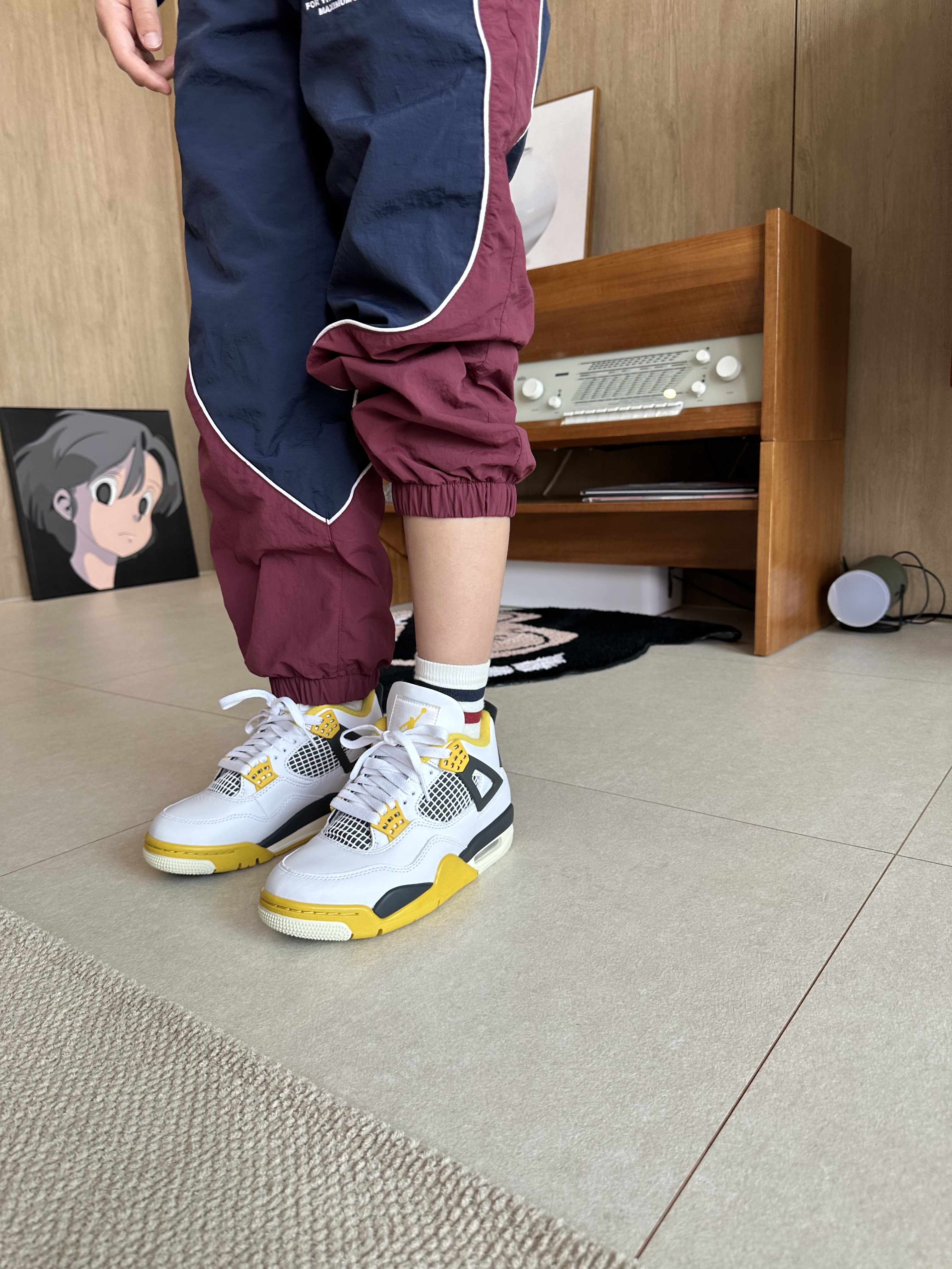 (W) Jordan 4 Retro Vivid Sulfur, (Kids) Palace x Gap Nylon Track Top Navy Red - 24SS 착용 스타일 - 7