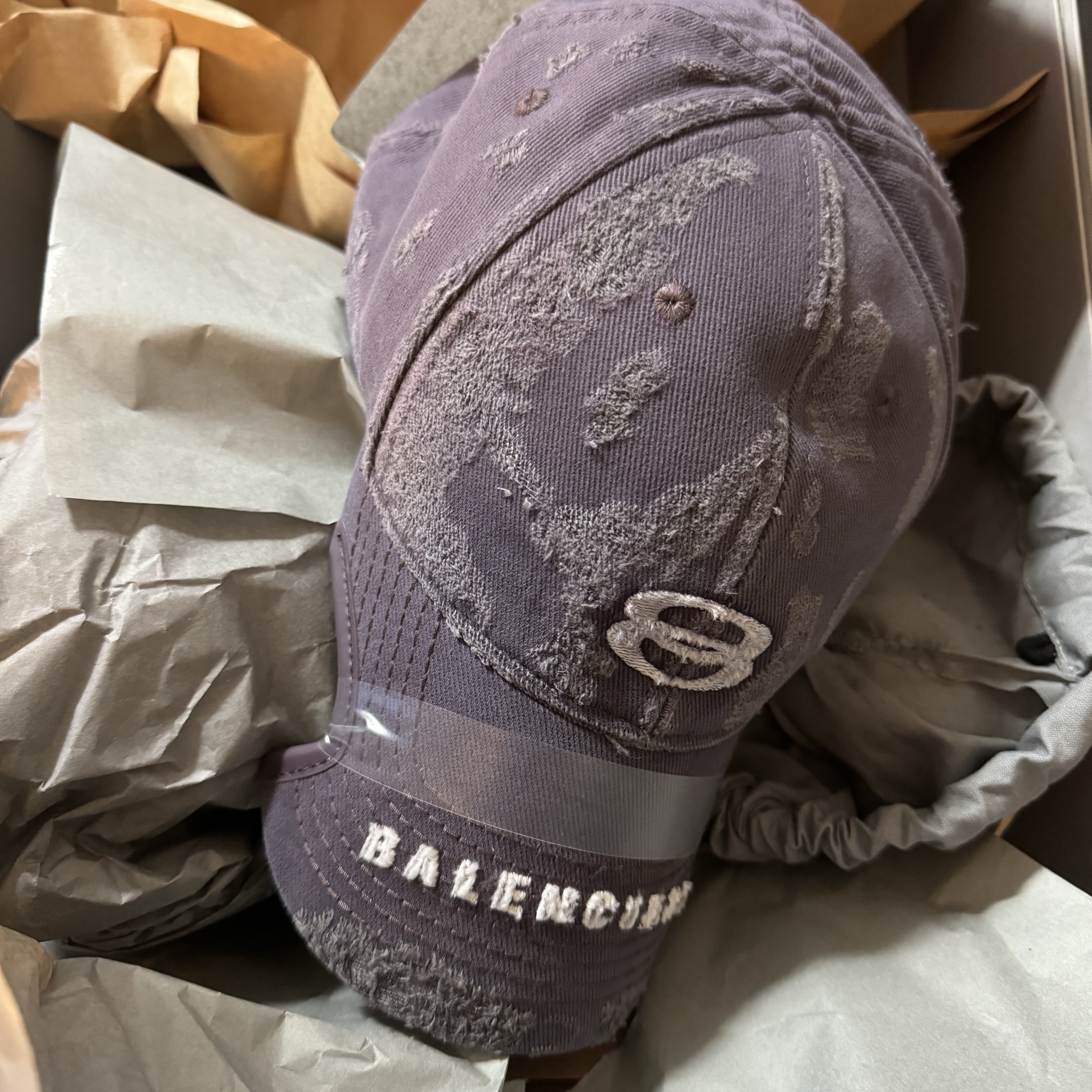 Balenciaga Unity Sports Icon Cap Black White 착용 스타일