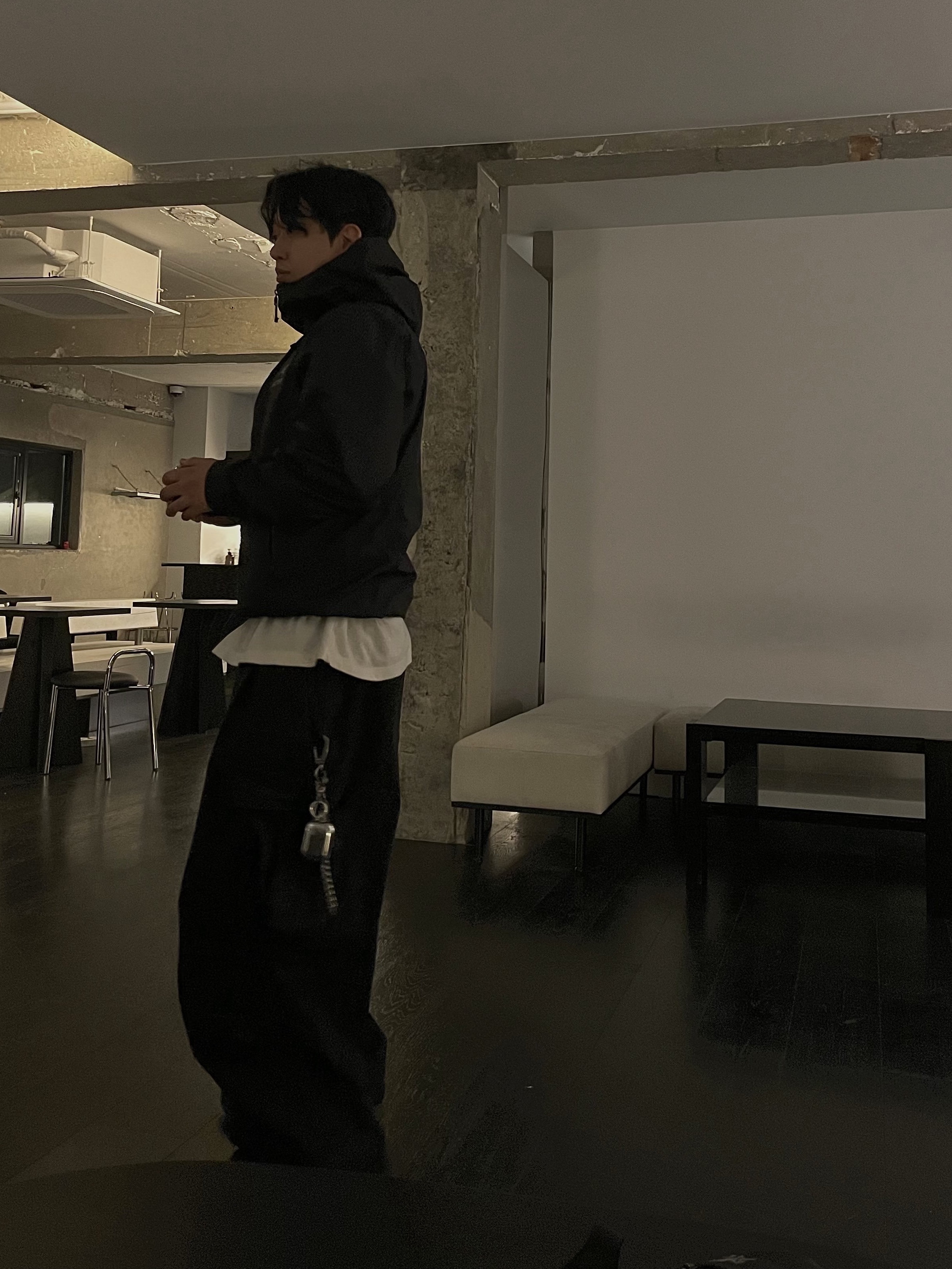 Arc'teryx Beta LT Jacket Black 착용 스타일 - 1