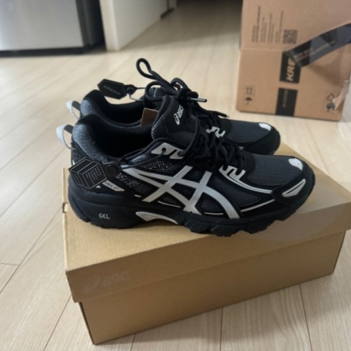 Asics Gel-Venture 6 Carrier Grey 착용 스타일