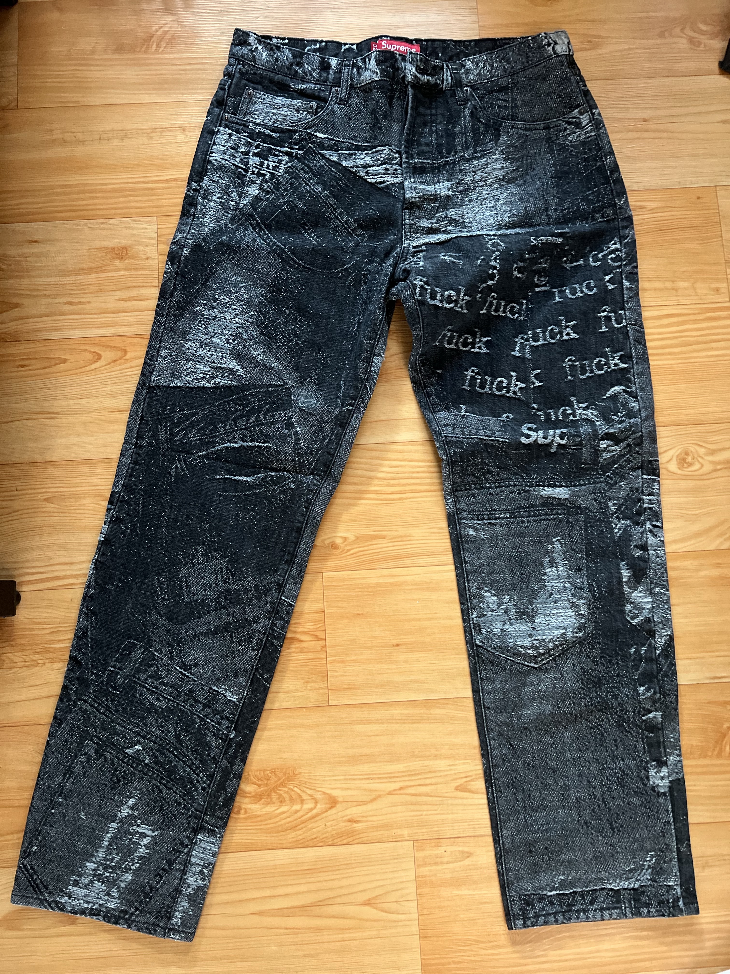 Supreme Archive Denim Jacquard Regular Jean Black - 23SS 착용 스타일 - 1
