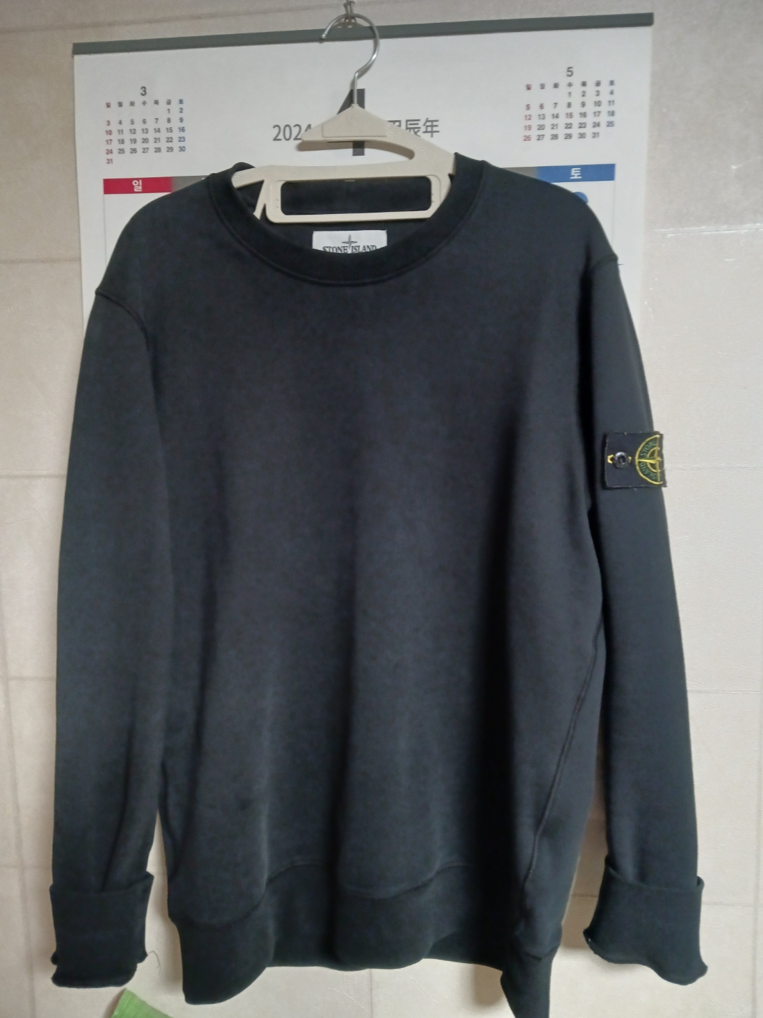 Stone Island 63020 Crewneck Sweatshirt Black - 22FW 착용 스타일