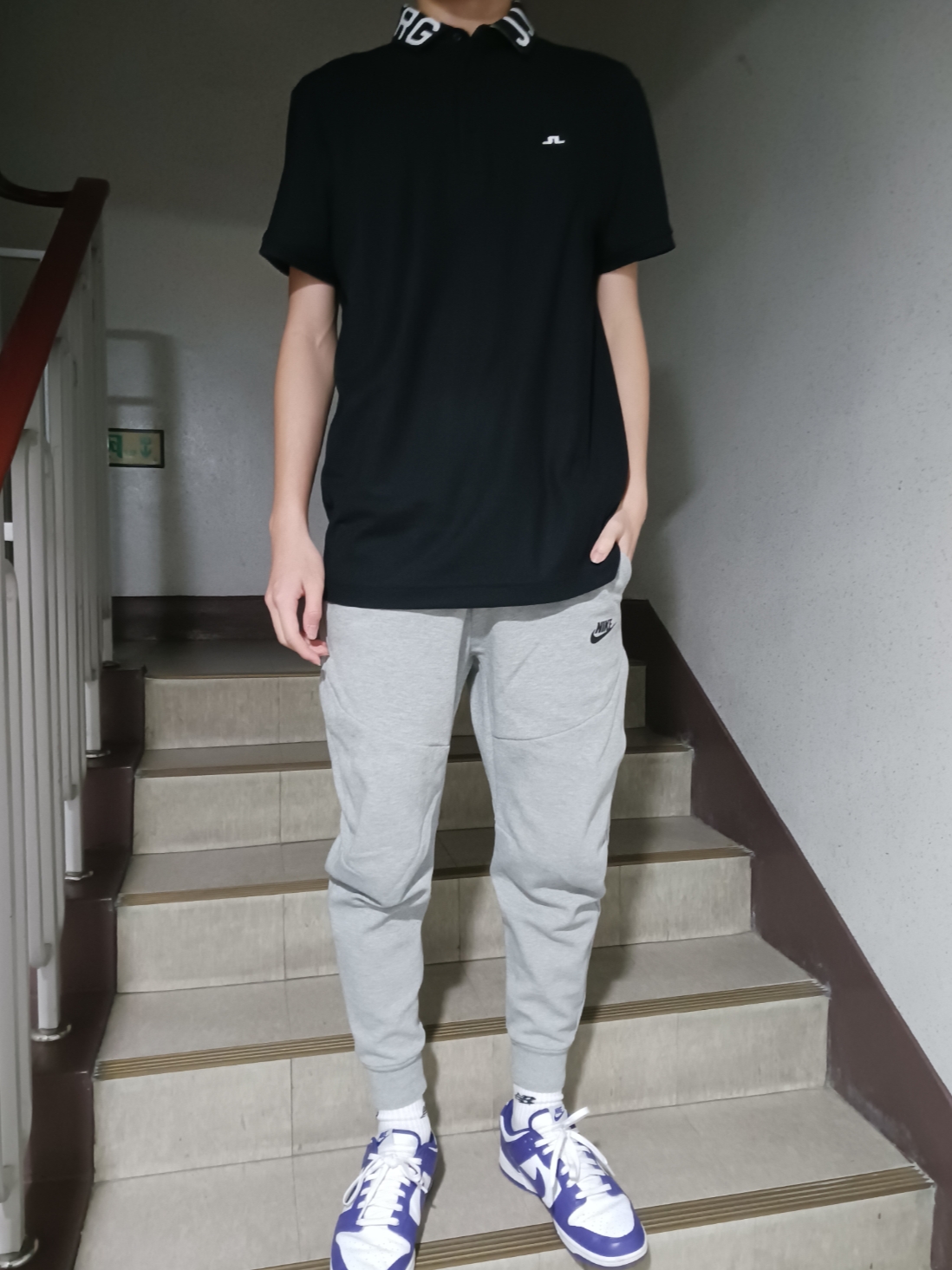 J.Lindeberg Gus Regular Polo Black 착용 스타일 - 2