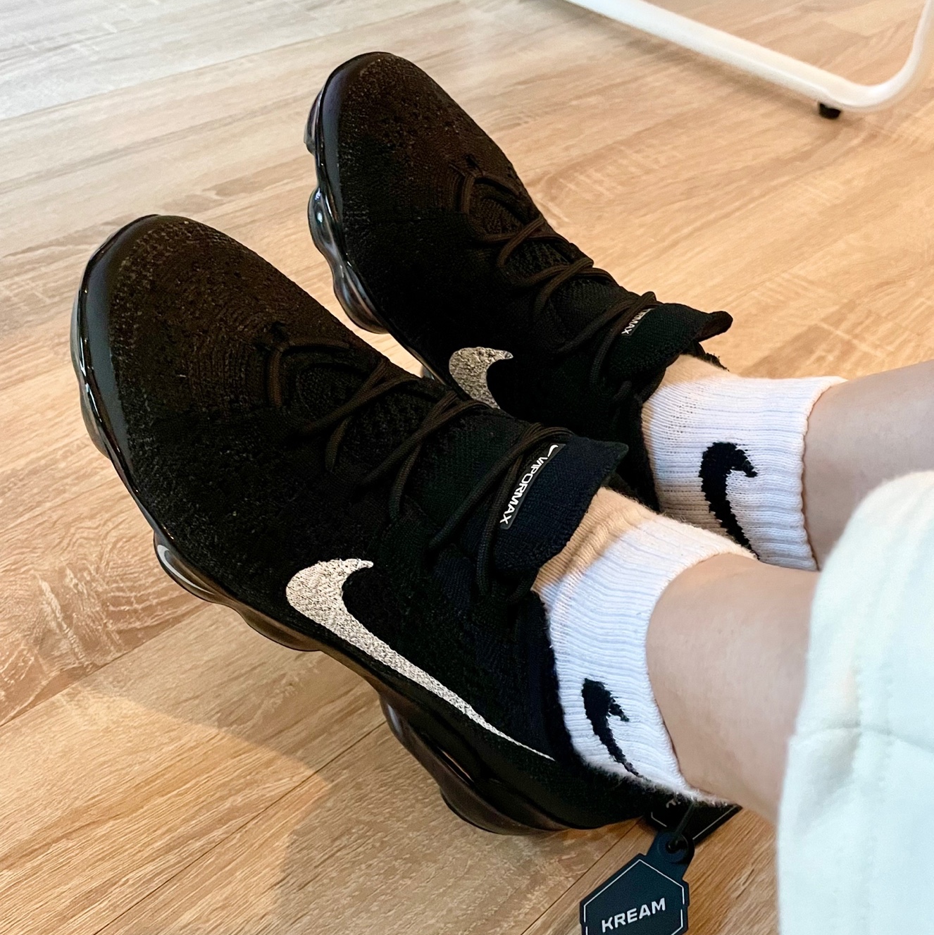 (W) Nike Air Vapormax 2023 Flyknit Anthracite 착용 스타일