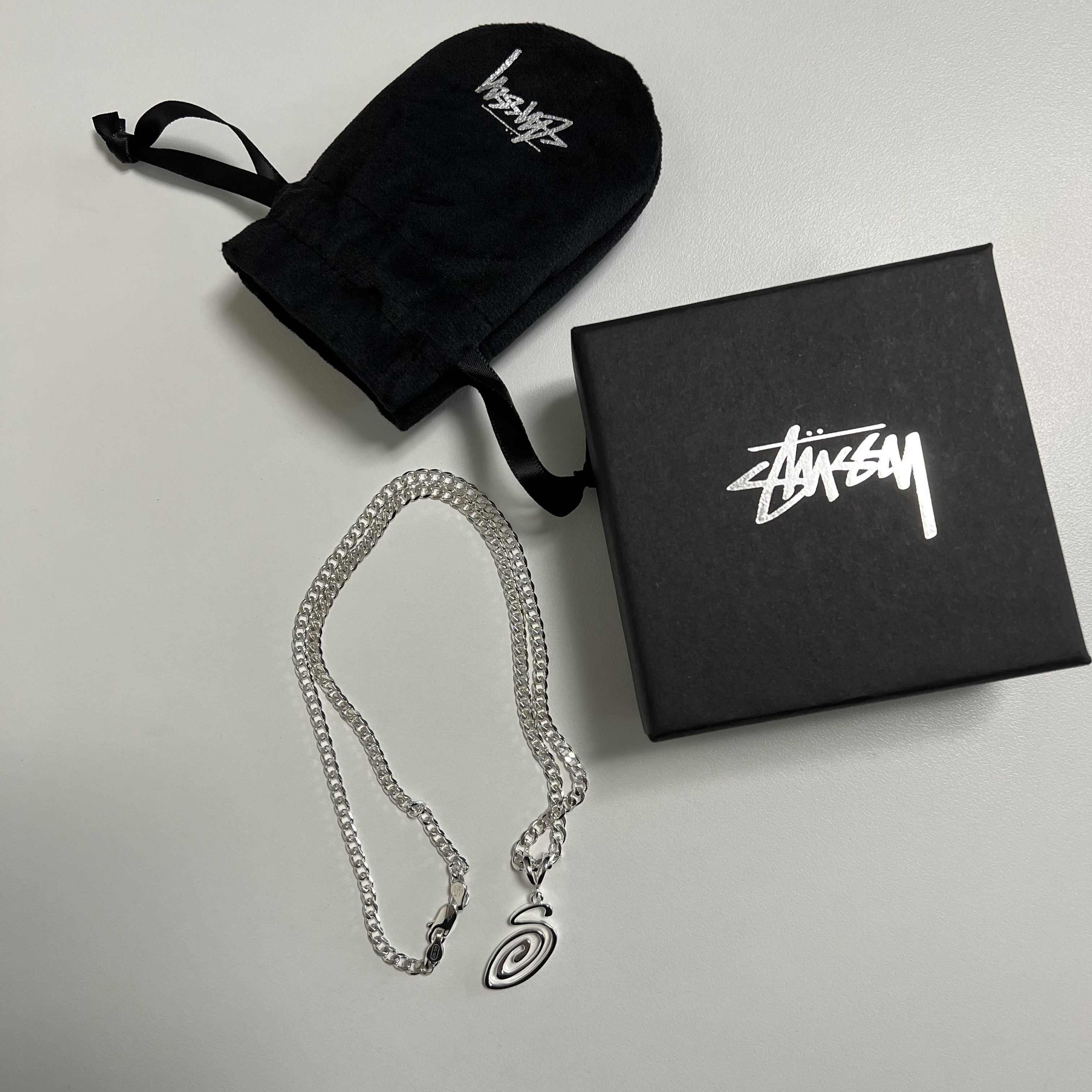 Stussy Swirly S Chain Sterling Silver ์ฐฉ์ฉ ์คํ์ผ - 1