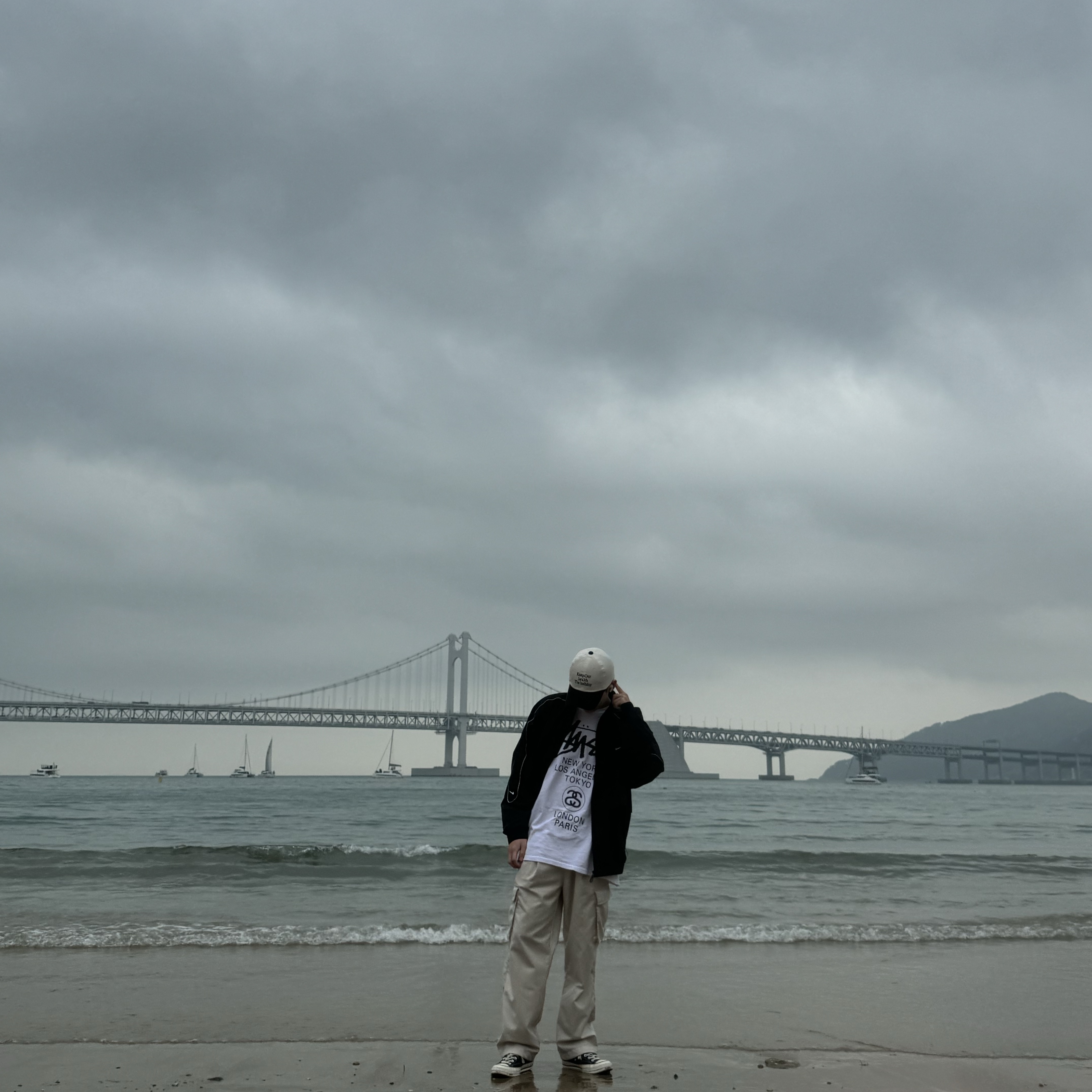 Nike NSW Solo Swoosh Woven Track Jacket Black - Asia, Stussy World Tour LS T-Shirt White 2023 착용 스타일 - 3