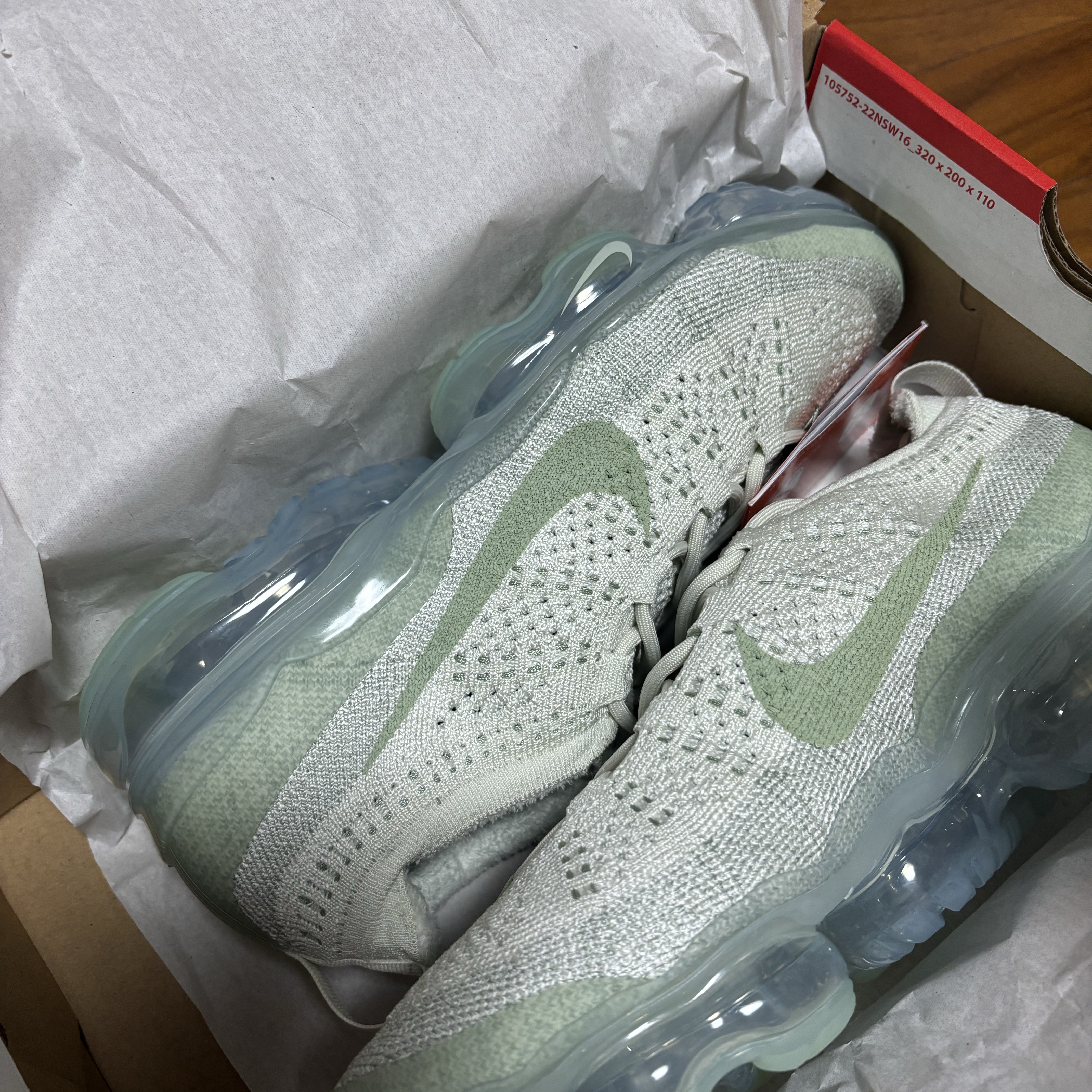 Nike Air Vapormax 2023 Flyknit Honeydew Sea Glass 착용 스타일