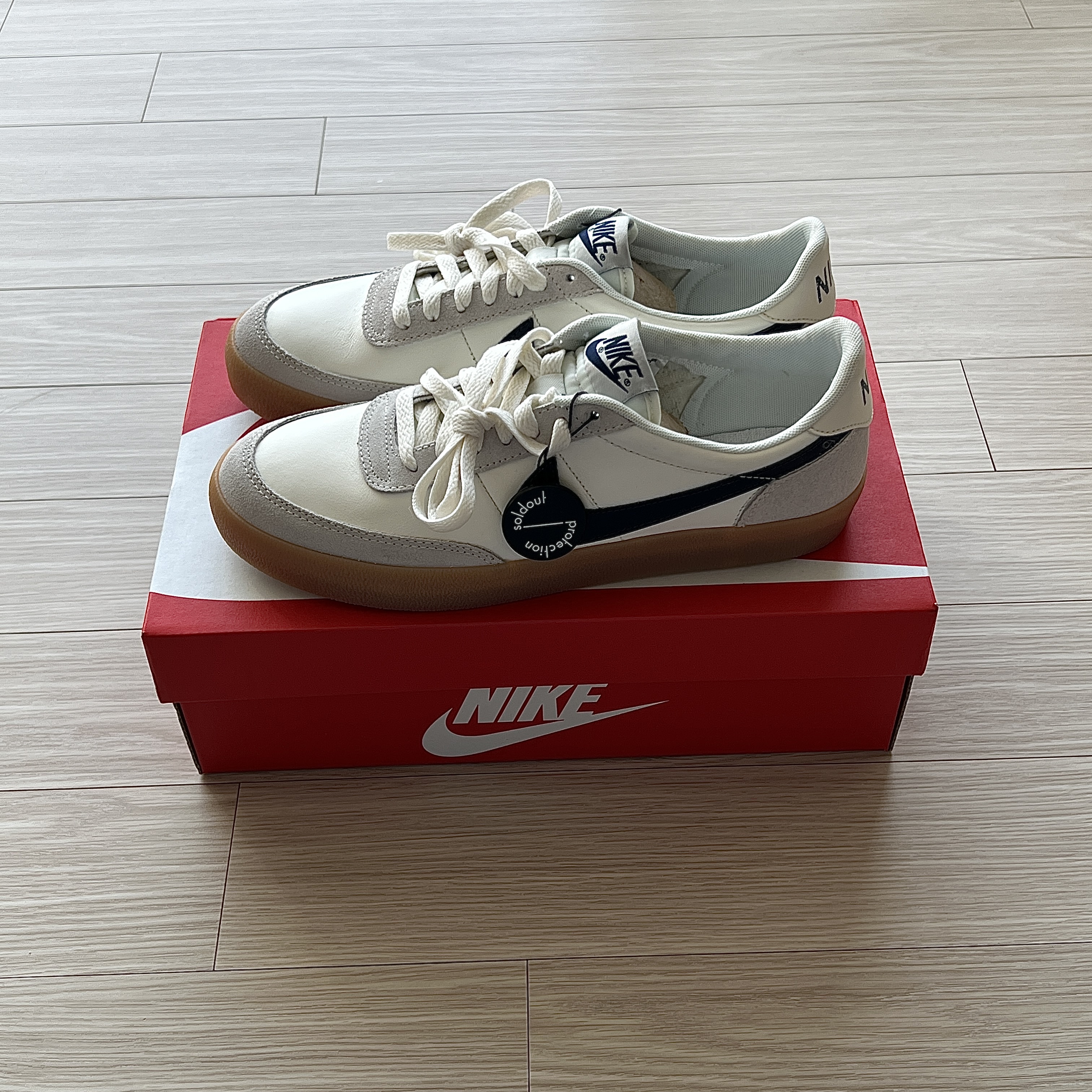 Nike x J.Crew Killshot 2 Sail Midnight Navy 착용 스타일