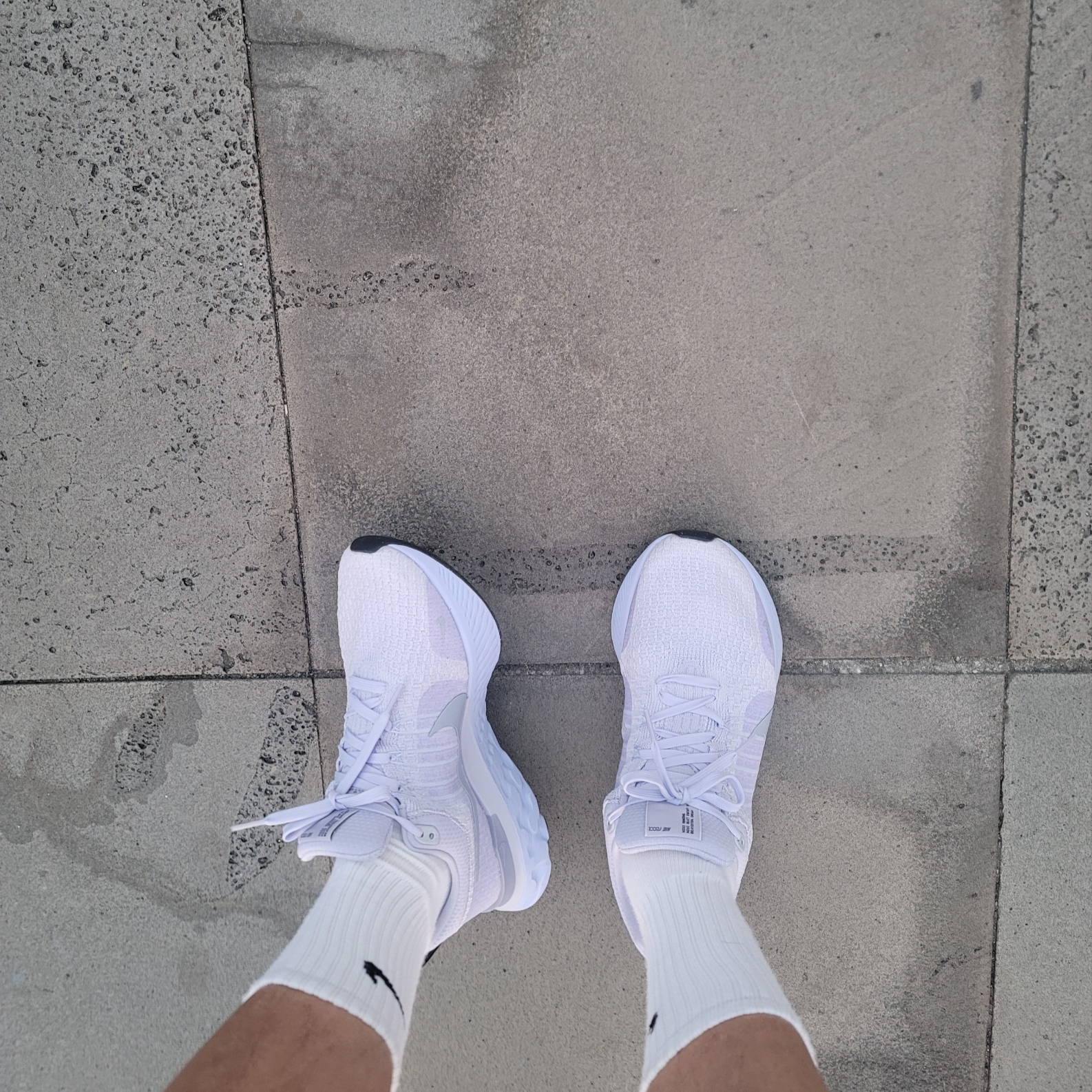 Nike React Infinity Run Flyknit 3 Palest Purple 착용 스타일