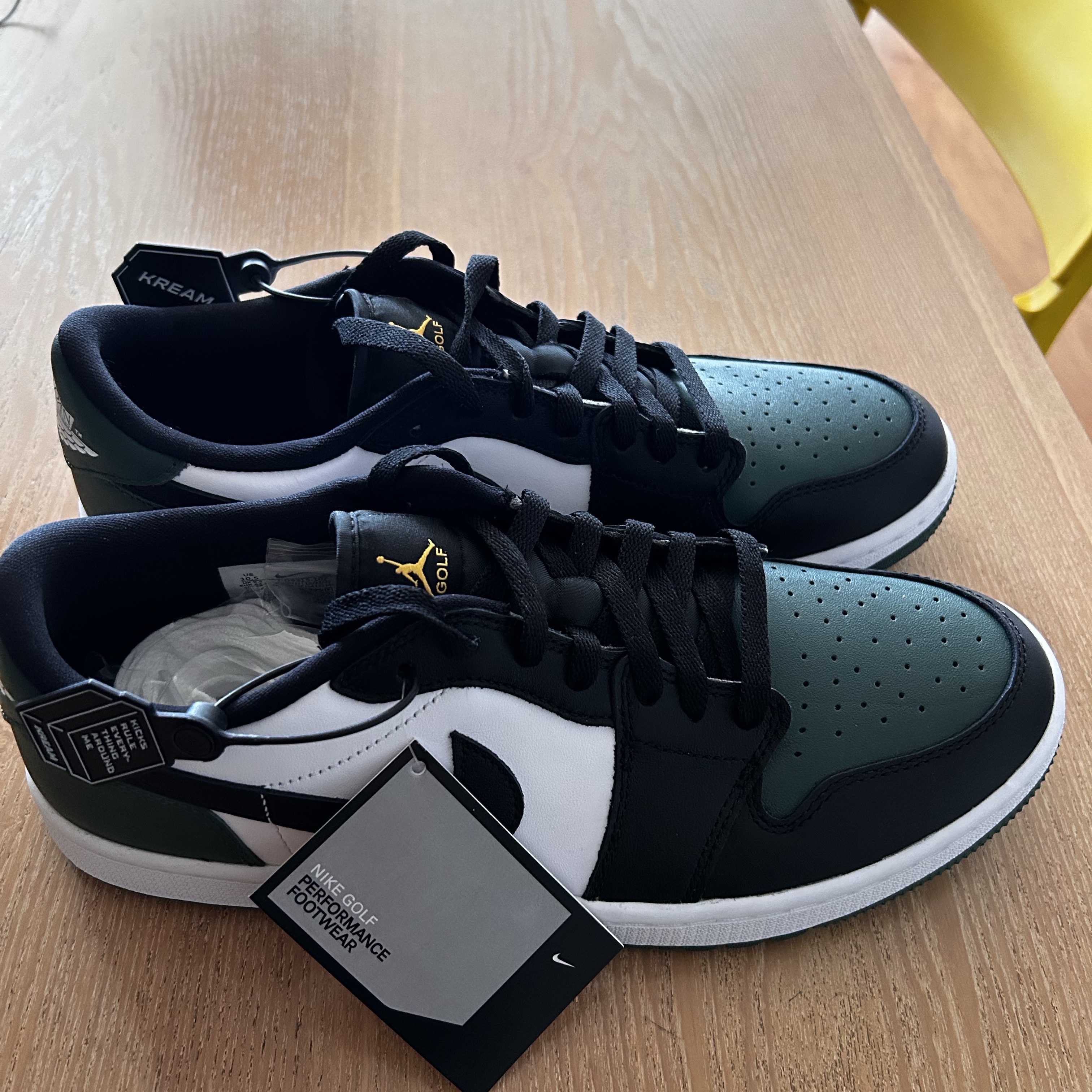 Jordan 1 Low Golf Noble Green 착용 스타일