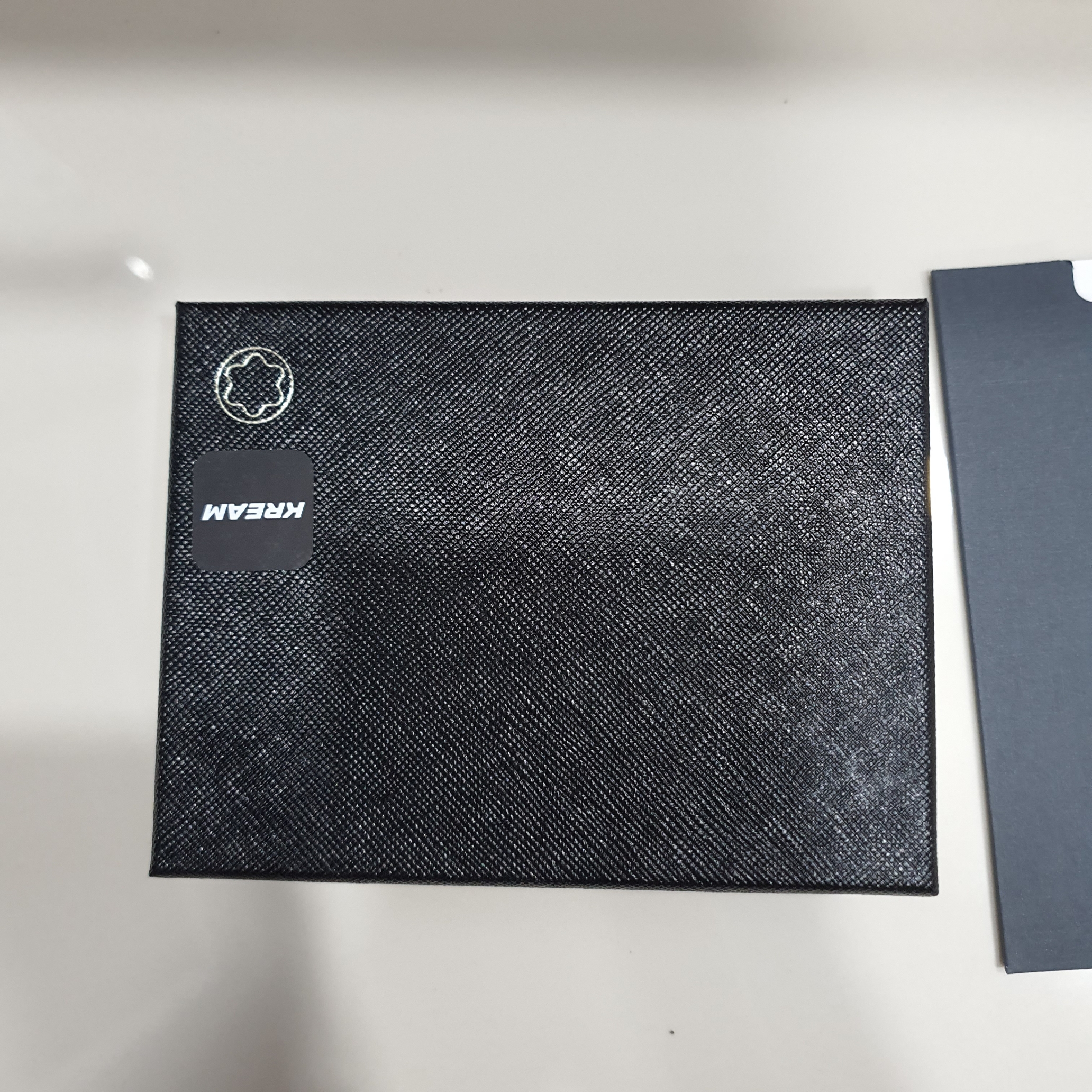 Montblanc Sartorial 5cc Card Holder Black 착용 스타일 - 2