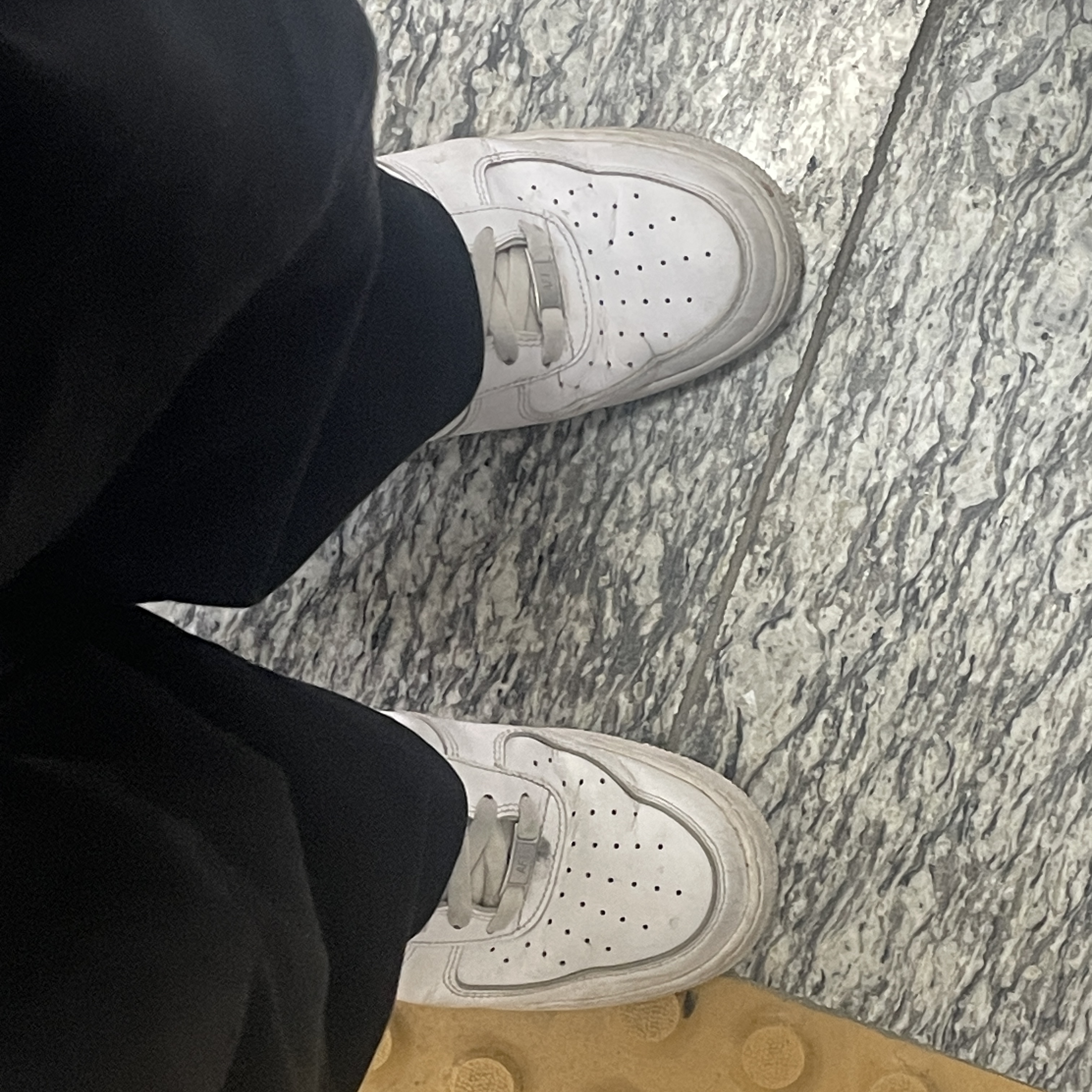 Nike Air Force 1 '07 Low White 착용 스타일