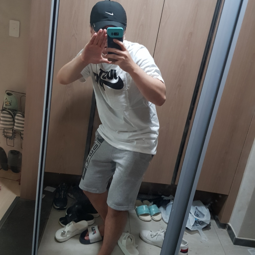 Nike NSW T-Shirt White - Asia 착용 스타일