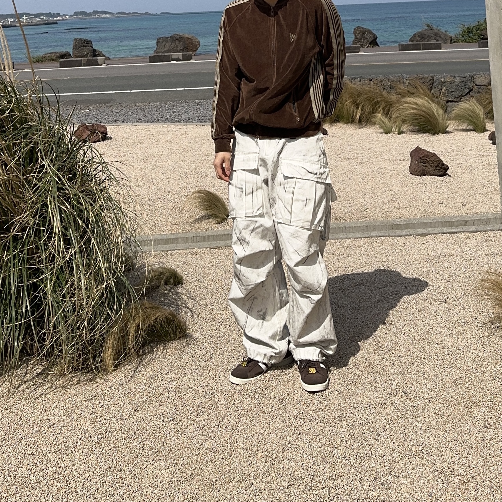Palace x Oakley Beanie Sand Brown - 23SS, Adidas x BAPE Campus 80s Brown 착용 스타일 - 3