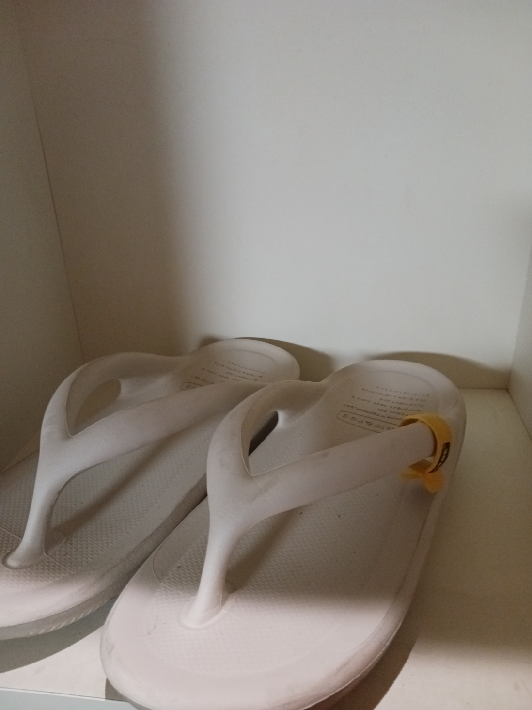 Taw&Toe Flip Flop Zerovity Bio Cream 착용 스타일 - 2