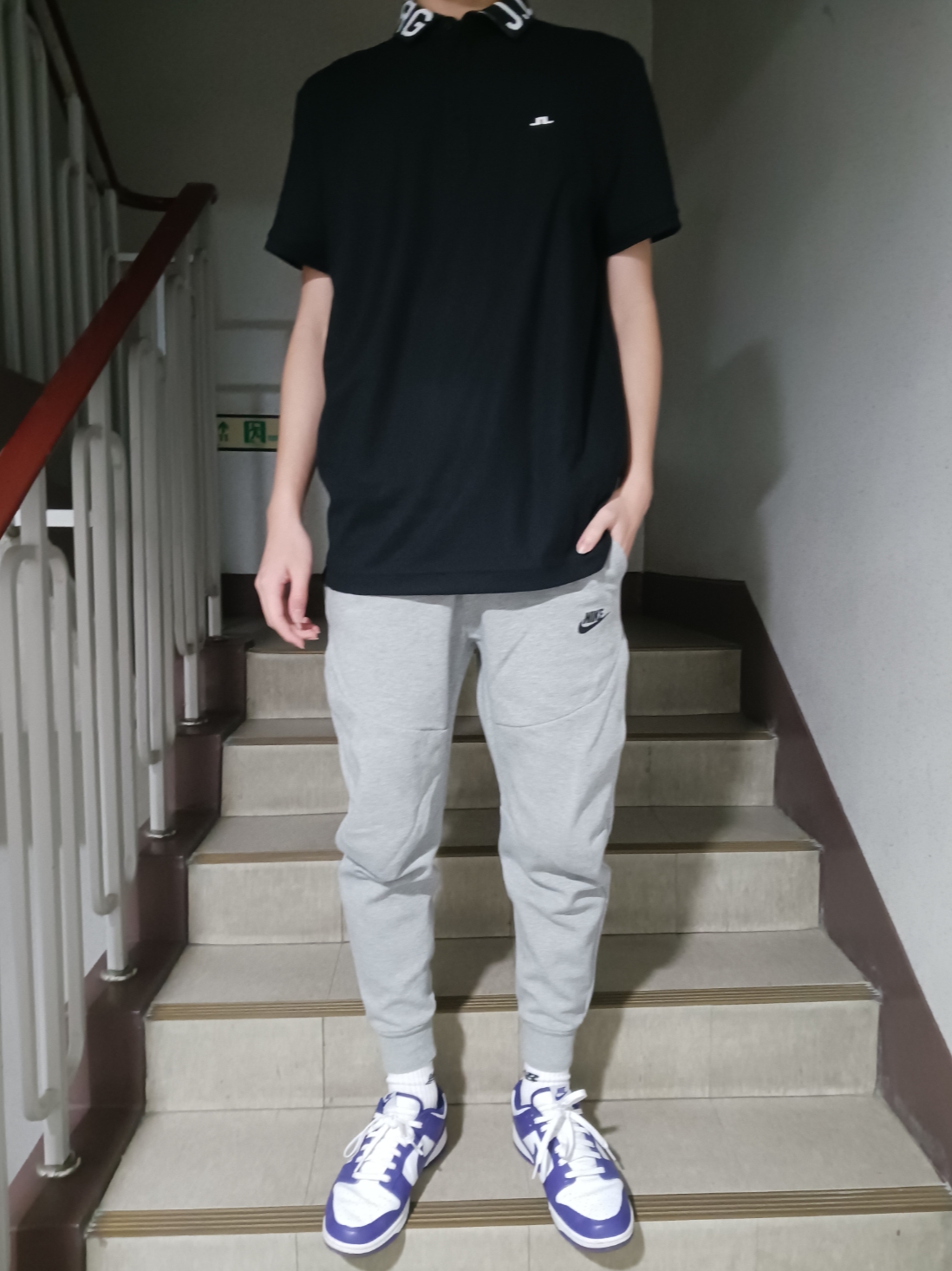 J.Lindeberg Gus Regular Polo Black 착용 스타일 - 1