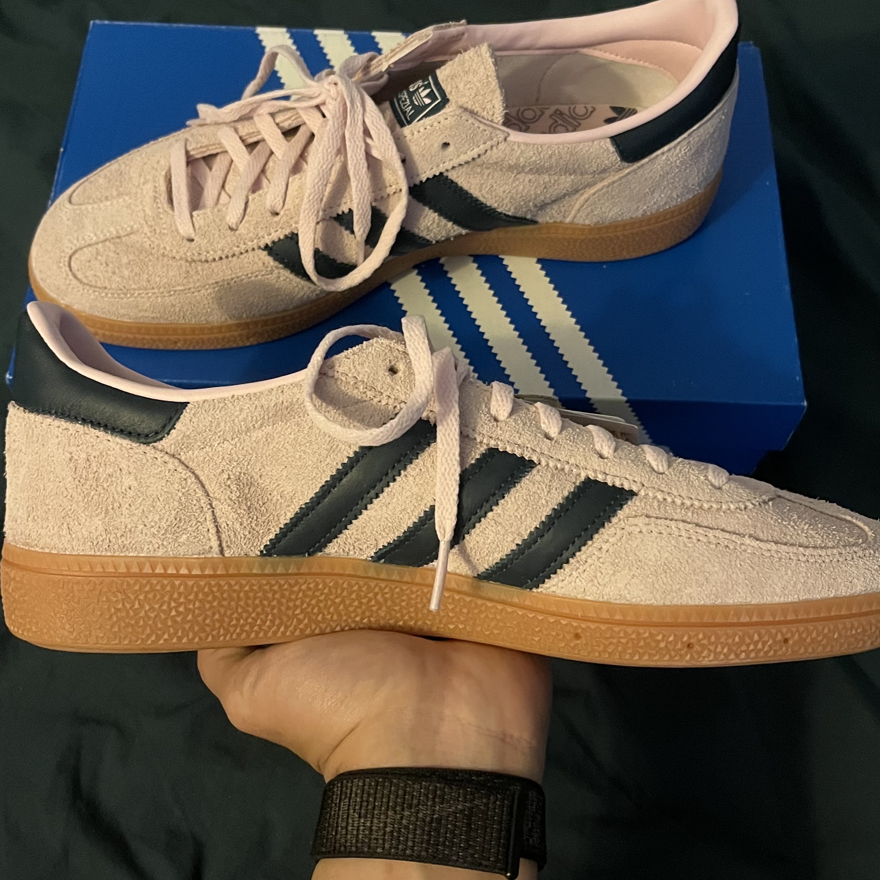 (W) Adidas Spezial Handball Clear Pink 착용 스타일 - 2