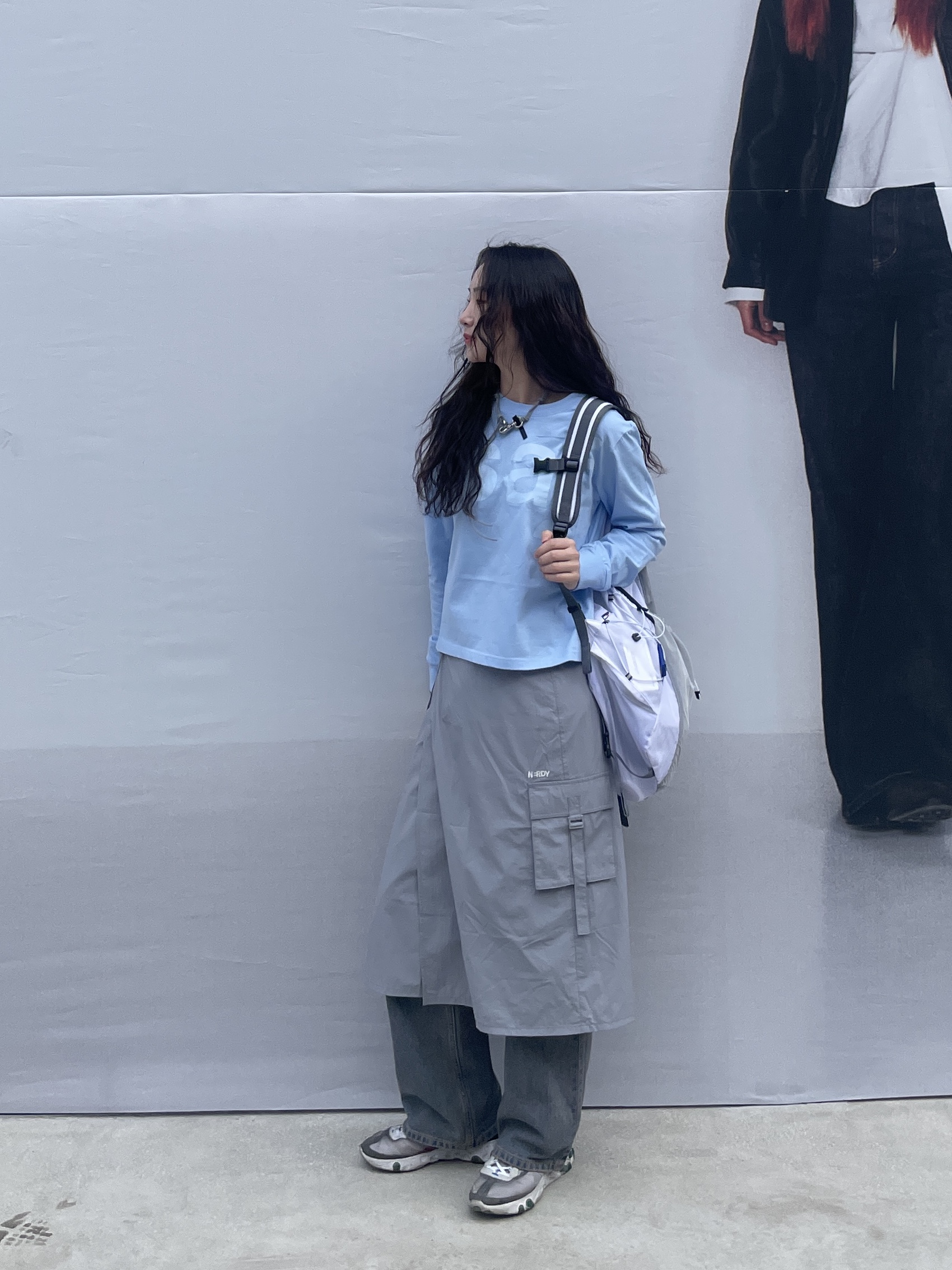 [KREAM 단독] Safarispot Women 1/2 Basic Safari LS T-Shirt Sky, Our Legacy Ladon Leather Keychain Antique Blue 착용 스타일