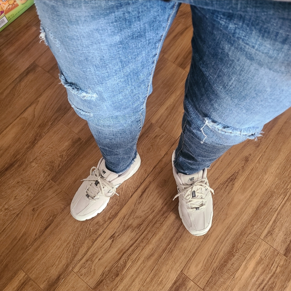 New Balance 530 Ivory 착용 스타일 - 1