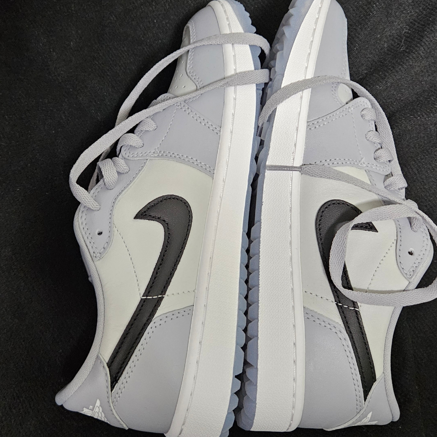 Jordan 1 Low Golf Wolf Grey 착용 스타일