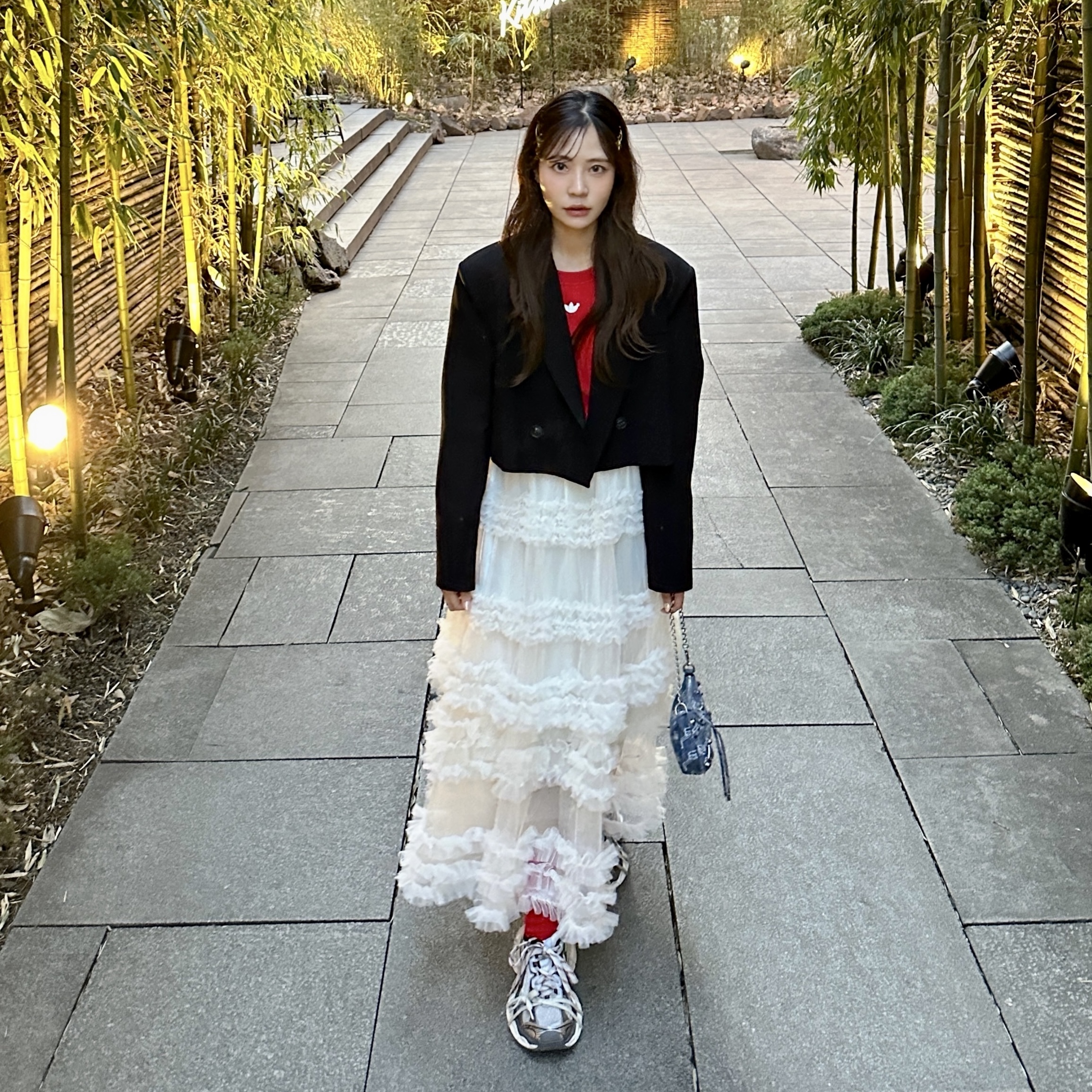 (W) Celine Hair Accessories Triomphe Snap Hair Clips in Brass with Gold Finish & Steel Gold - Set of 2, Balenciaga Le Cagole Mini Bag with Chain BB Monogram Bleached Denim Blue 착용 스타일 - 1