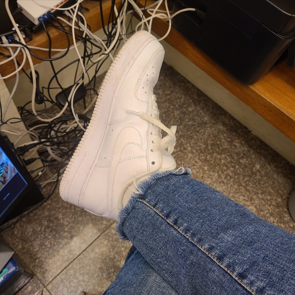 Nike Air Force 1 '07 Low White 착용 스타일 - 2