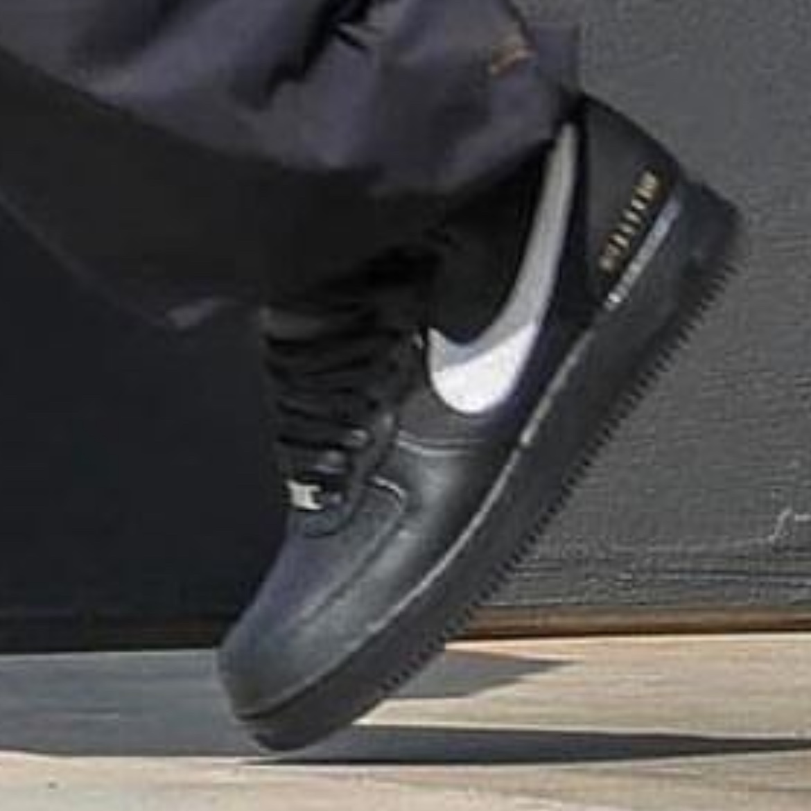 Nike x 1017 Alyx 9SM Air Force 1 High Black White 2020 착용 스타일