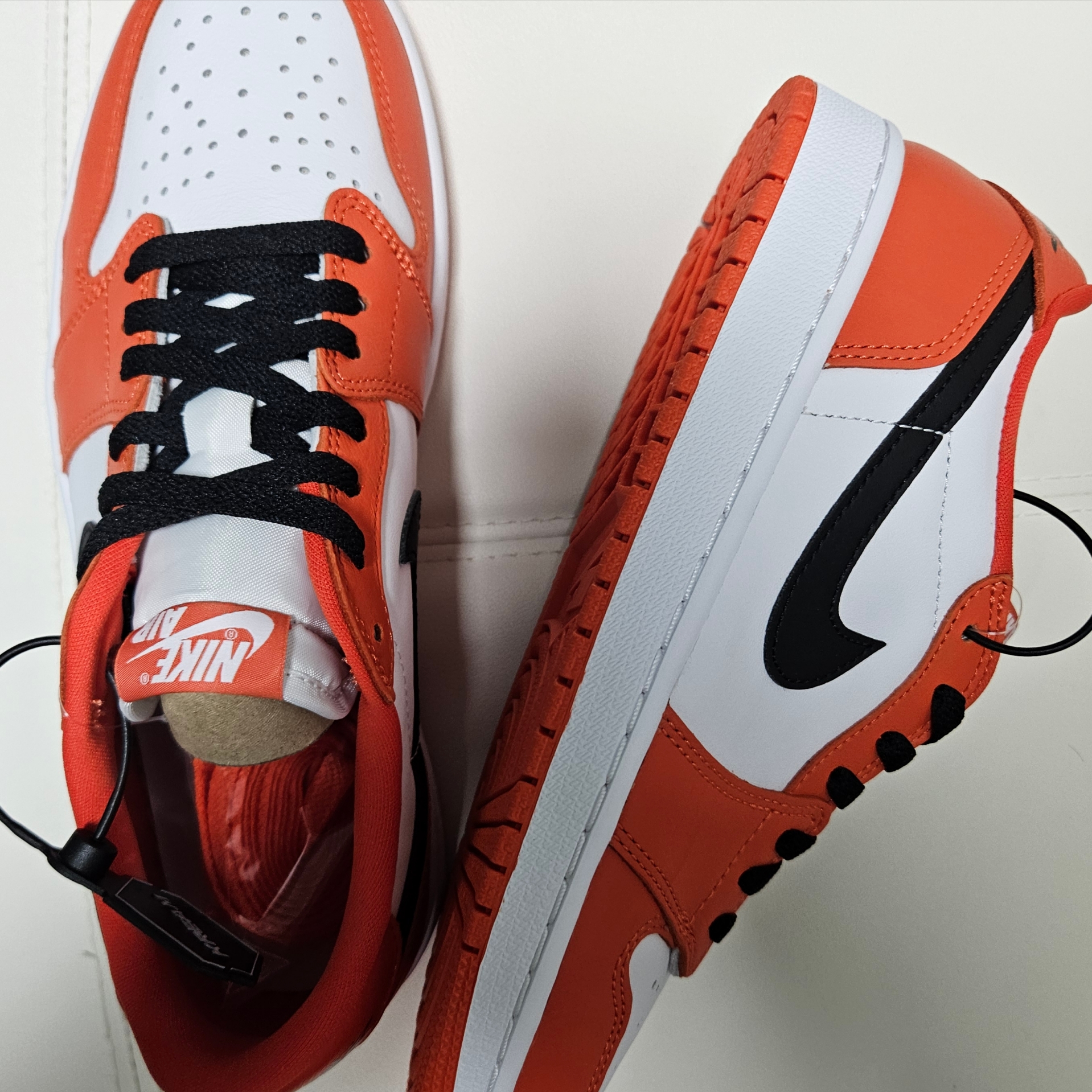 Jordan 1 Low OG Starfish 착용 스타일