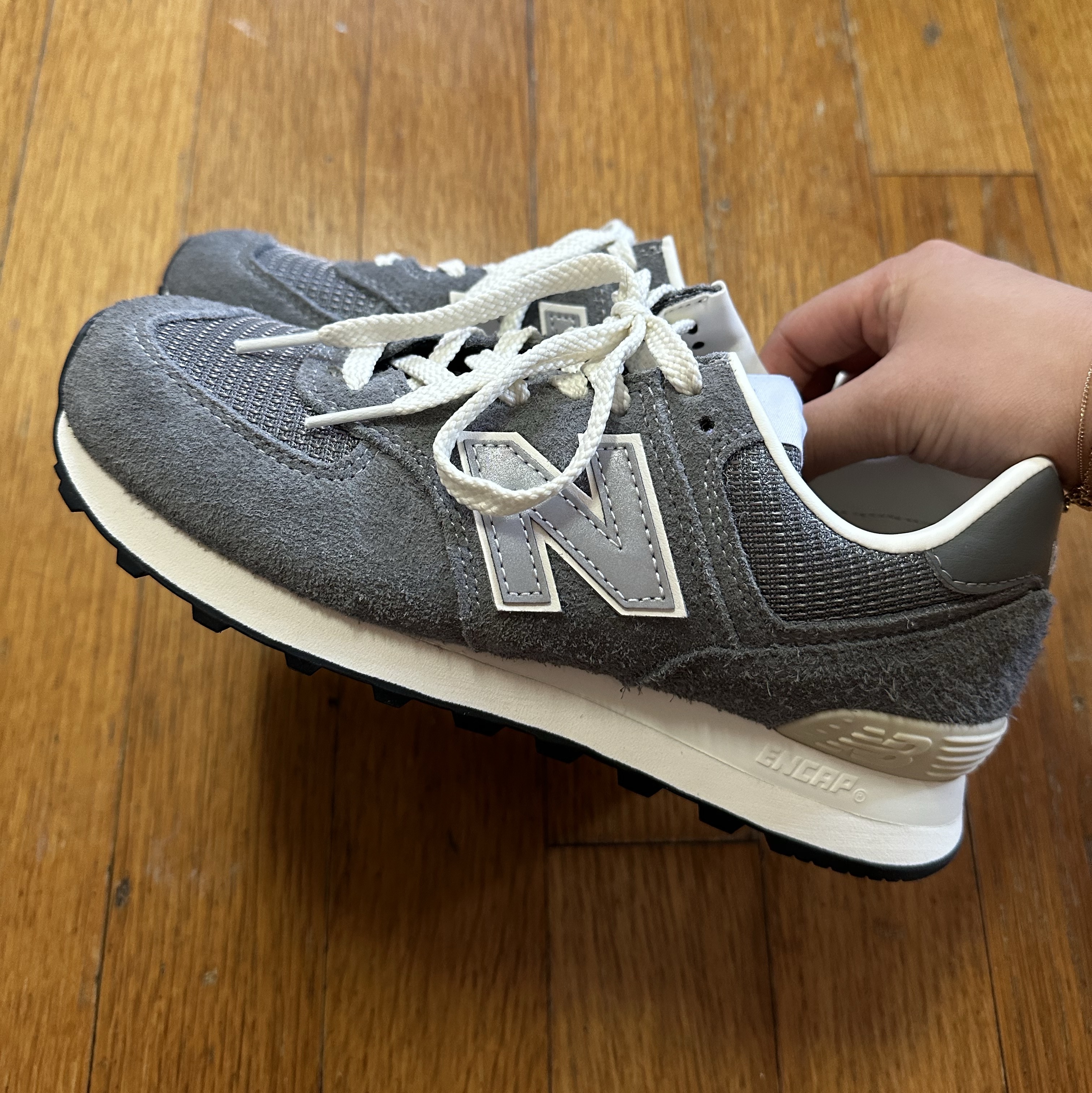 New Balance x Pottery 574 Premium Soft Grey 착용 스타일 - 2