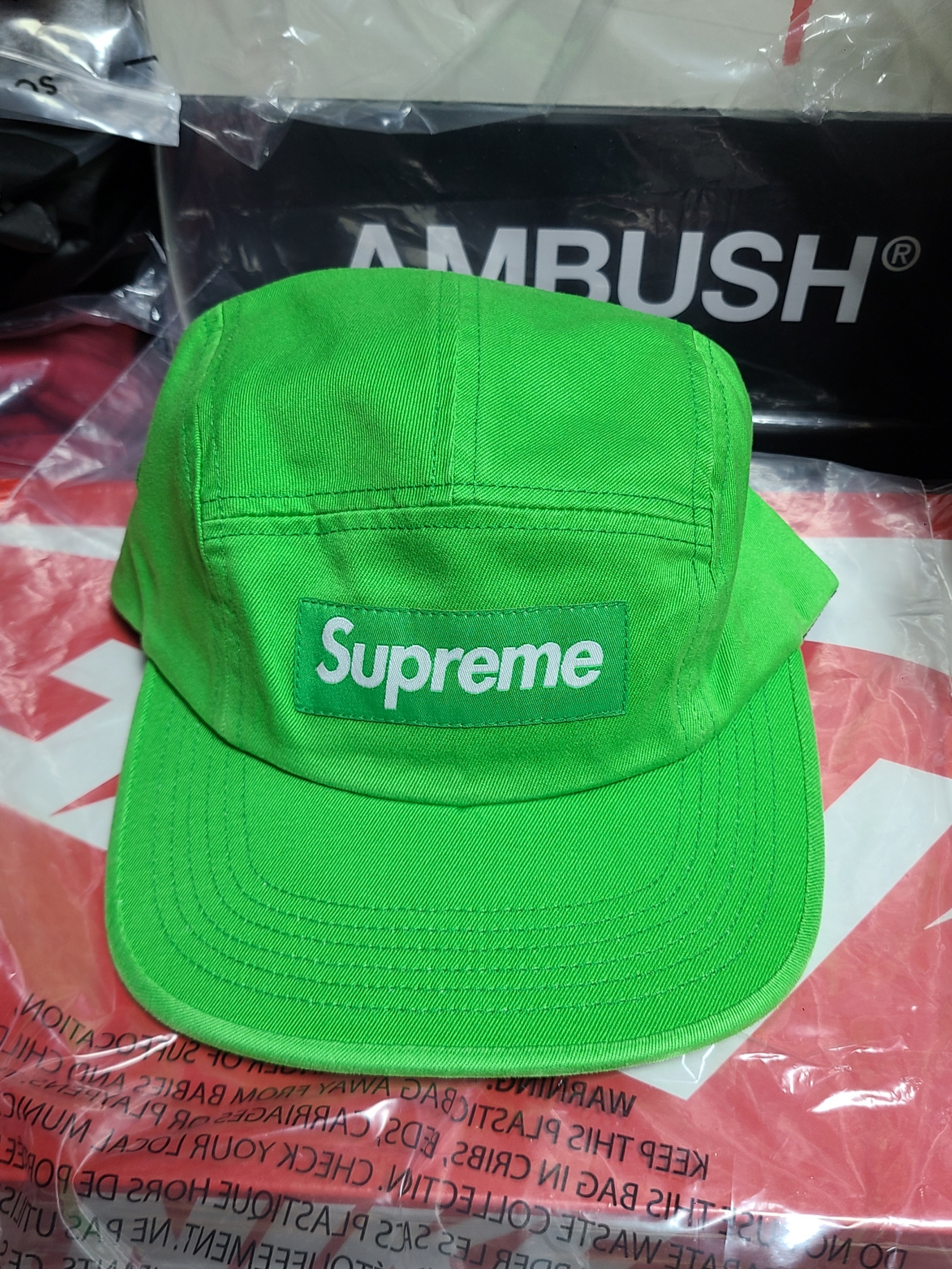 Supreme Washed Chino Twill Camp Cap Green - 24SS 착용 스타일 - 1