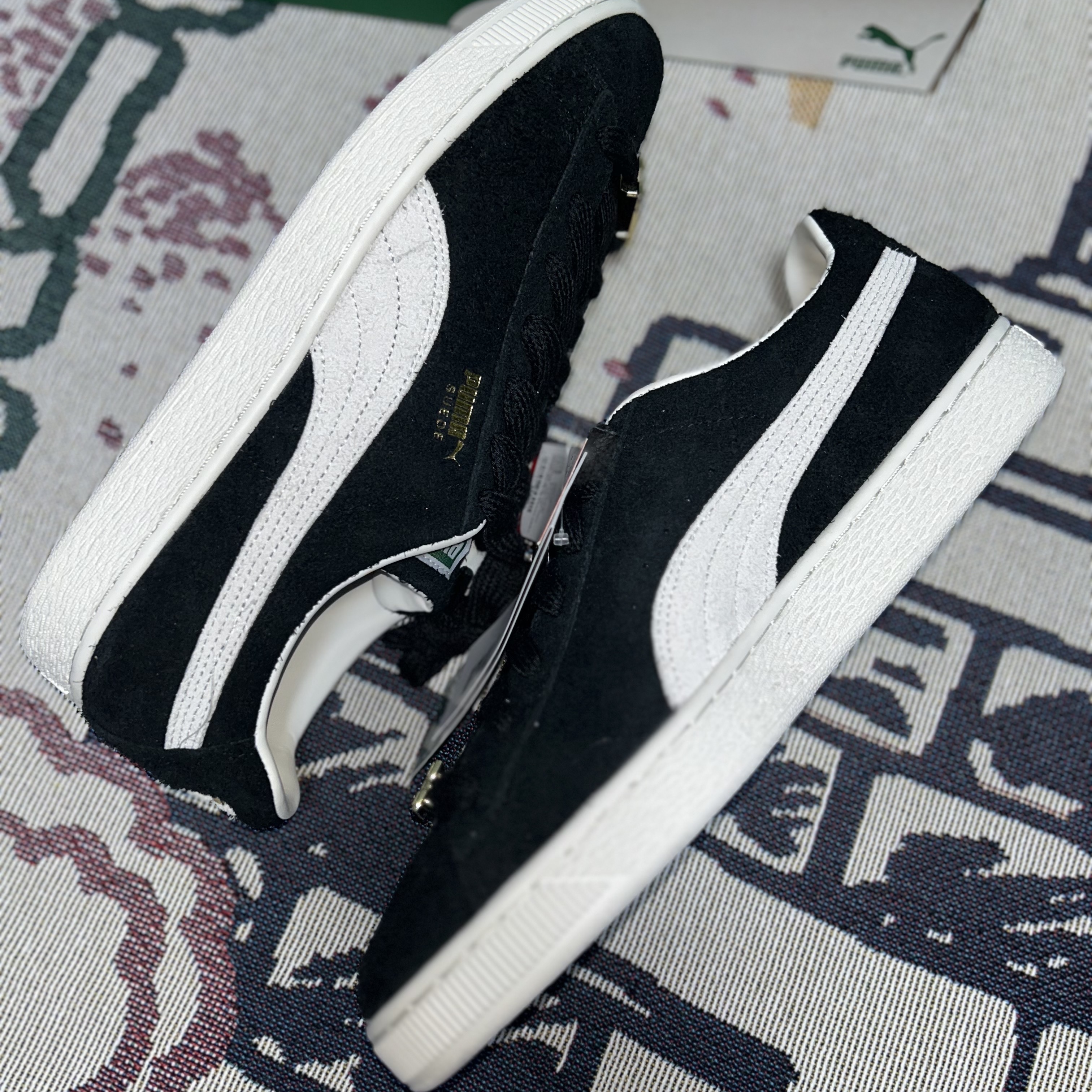 Puma Suede Fat Lace Black Warm White 착용 스타일 - 4