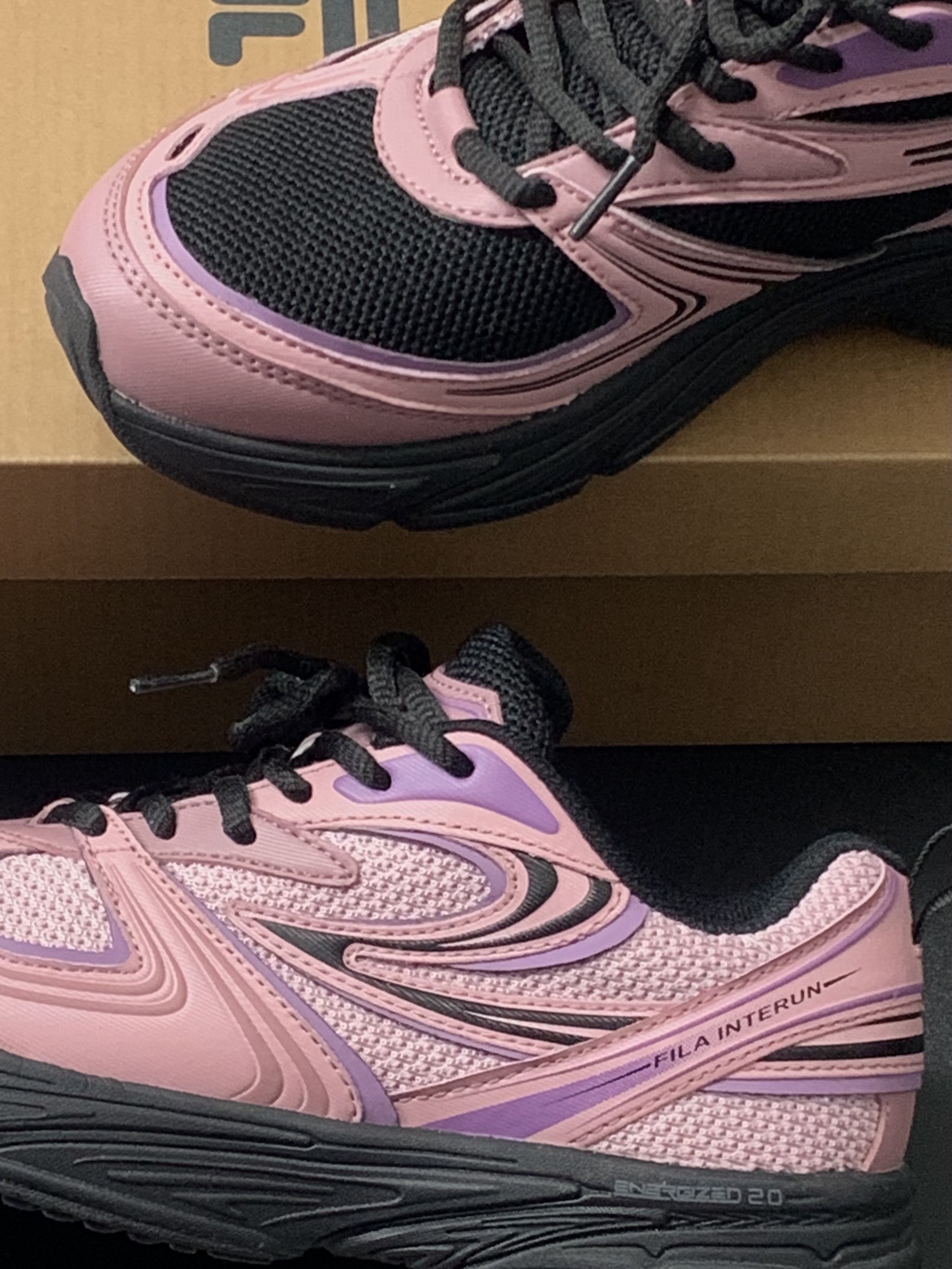 Fila Interun Pink Black 착용 스타일 - 2