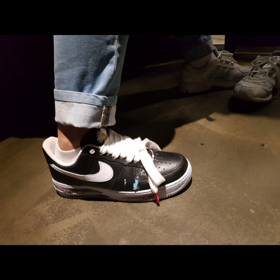 Nike x Peaceminusone Air Force 1 Low Para-Noise 착용 스타일 - 2