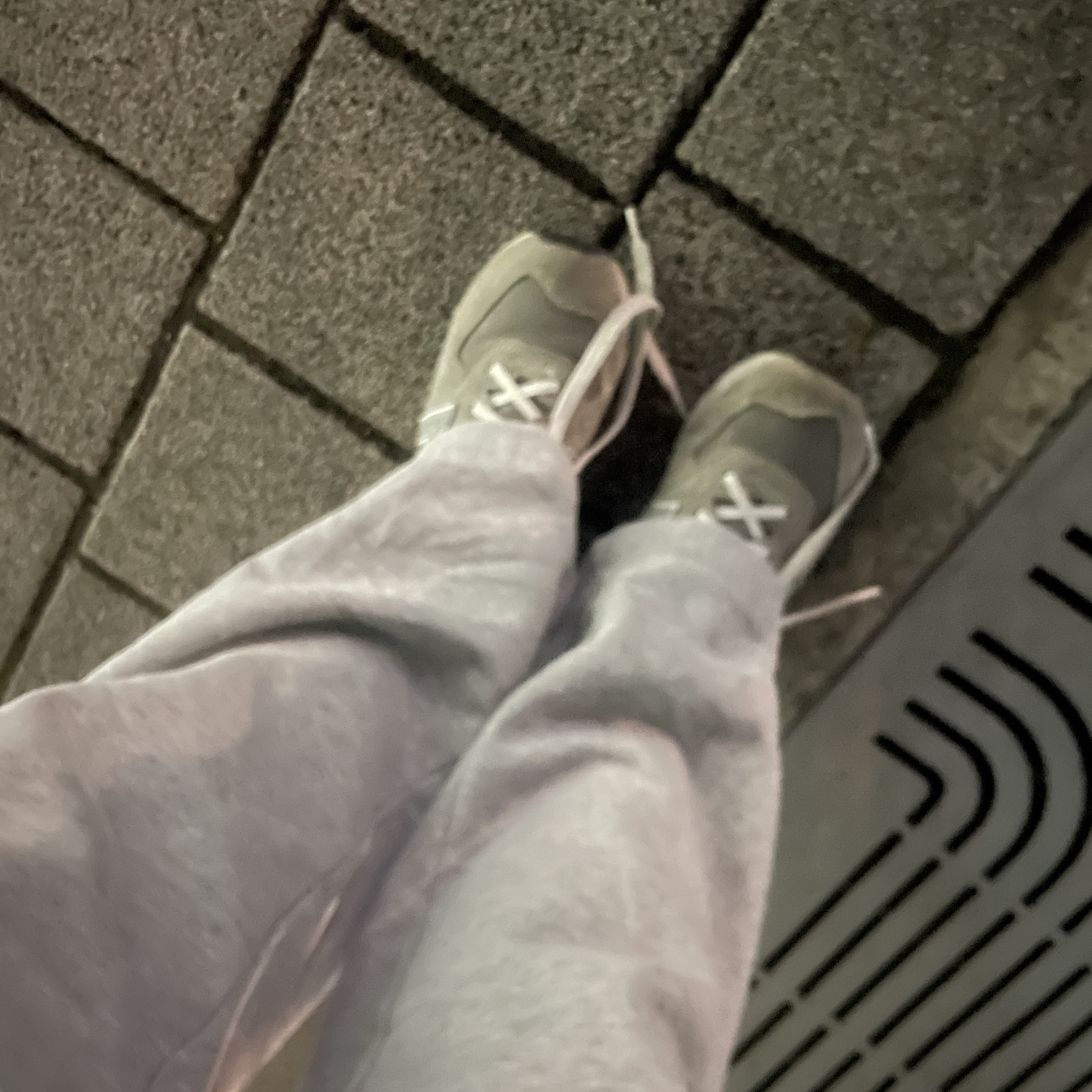 New Balance 574 Worn By Anyone Grey - D Standard 착용 스타일