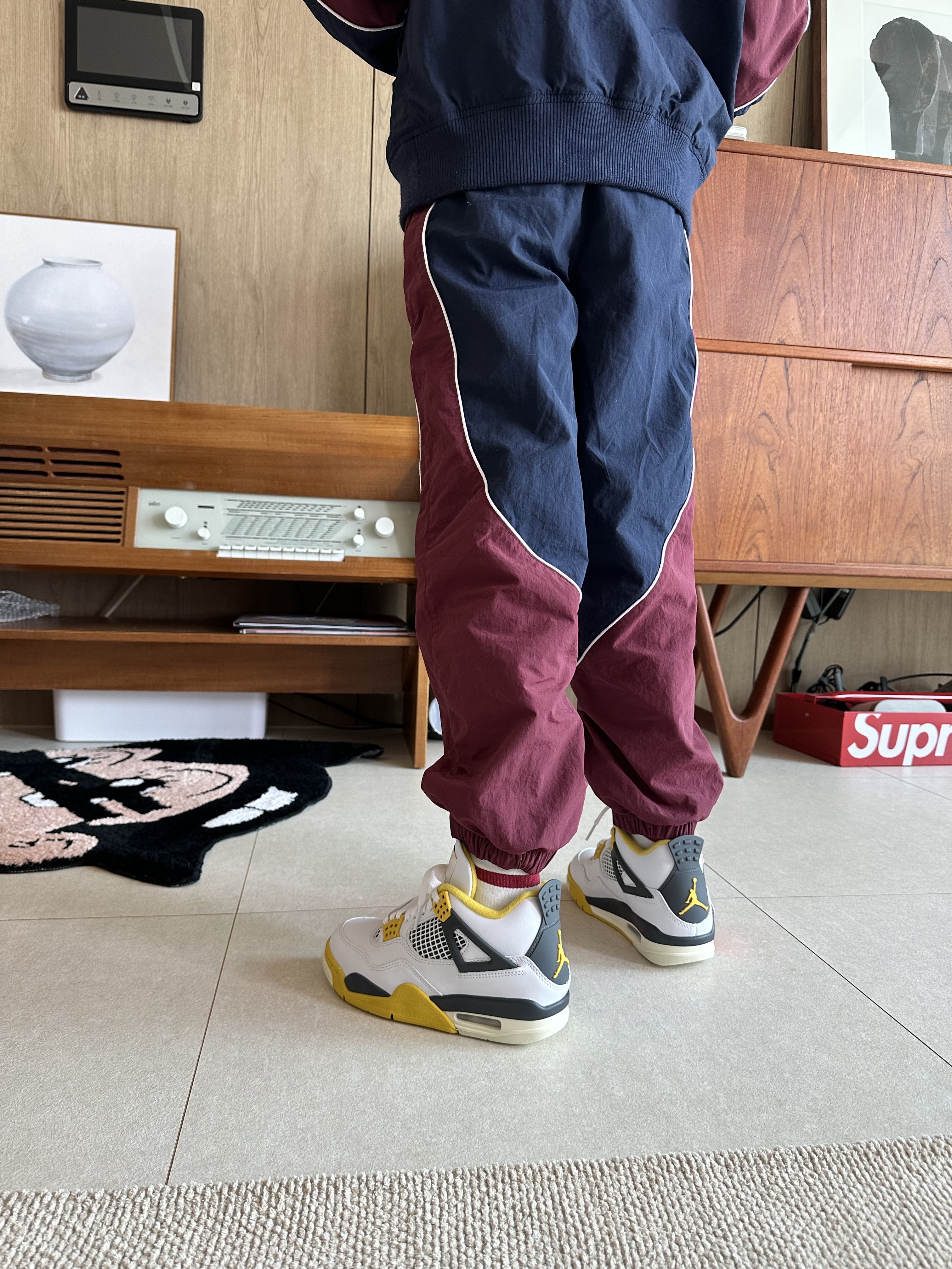 (W) Jordan 4 Retro Vivid Sulfur, (Kids) Palace x Gap Nylon Track Top Navy Red - 24SS 착용 스타일 - 5