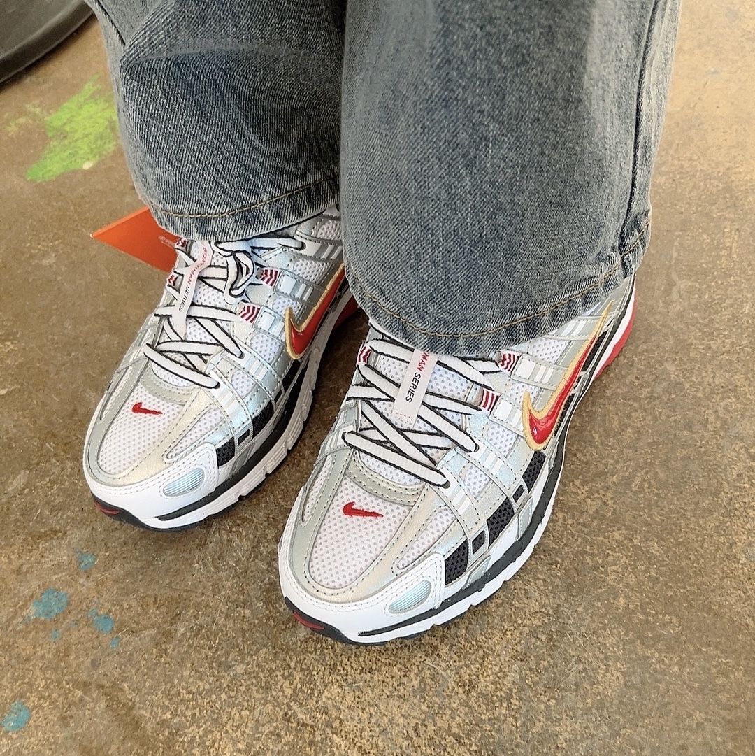 Nike P-6000 Metallic Silver, (W) Nike P-6000 Metallic Silver Red 착용 스타일