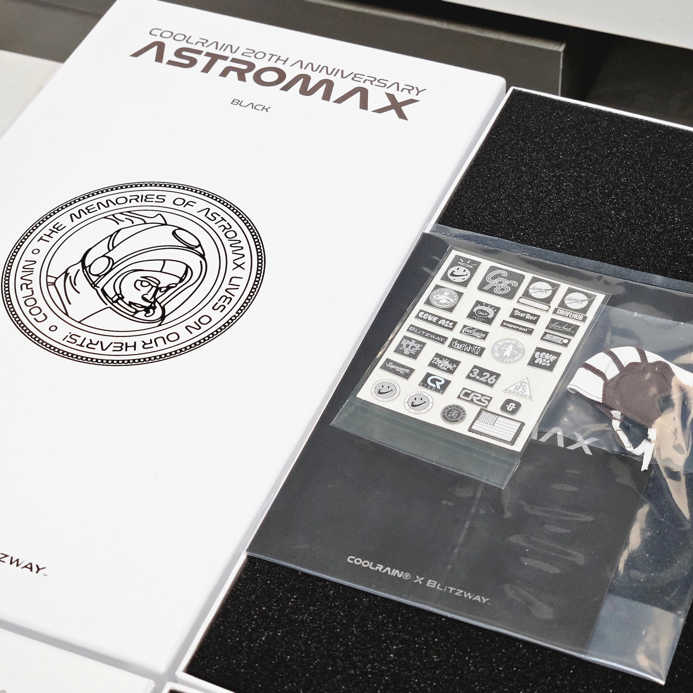 Coolrain x Blitzway Astromax Black 착용 스타일 - 4
