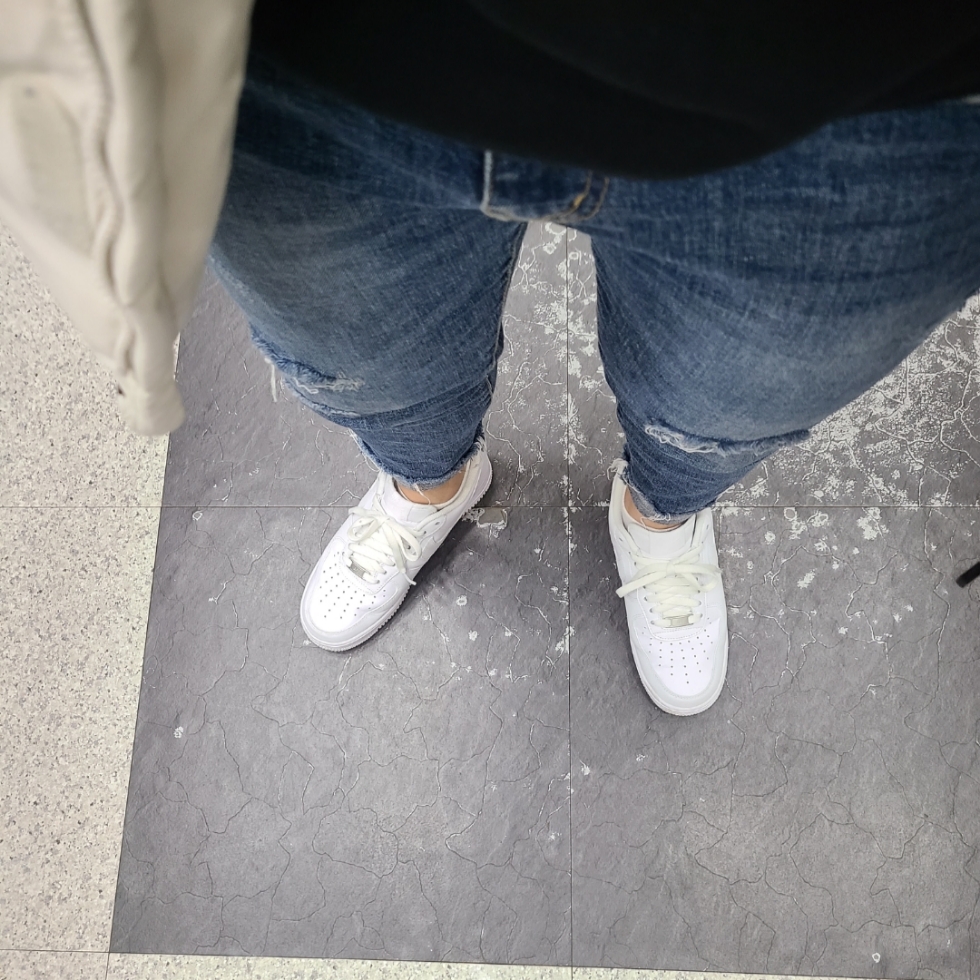 Nike Air Force 1 '07 Low White 착용 스타일