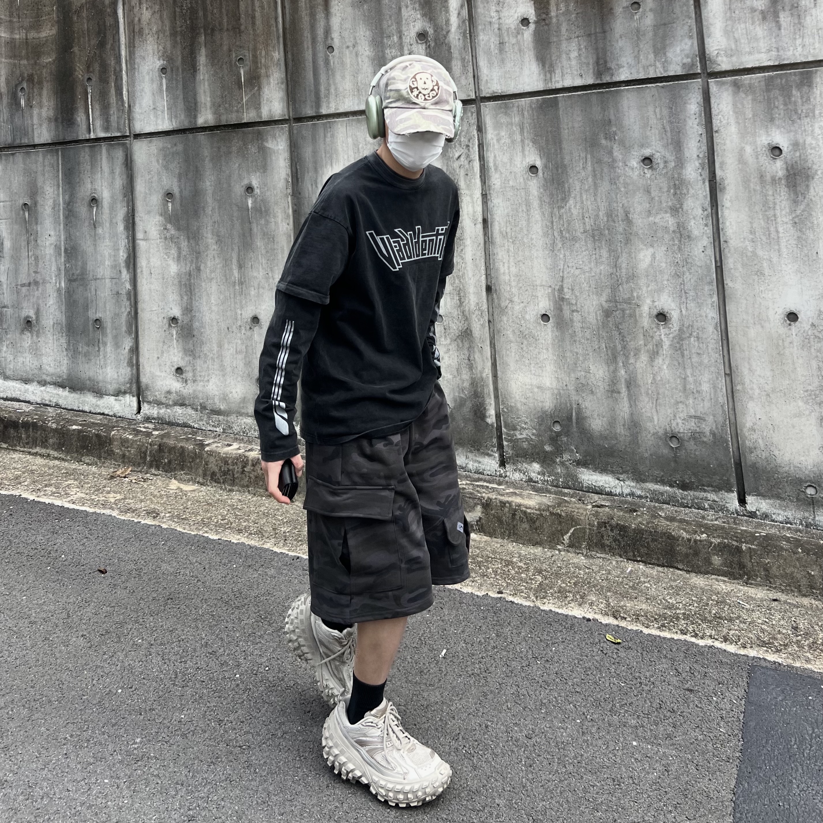 ETCE Ghost Cap Washed Camo, Apple AirPods Max Lightning Green (Korean Ver.) 착용 스타일 - 2